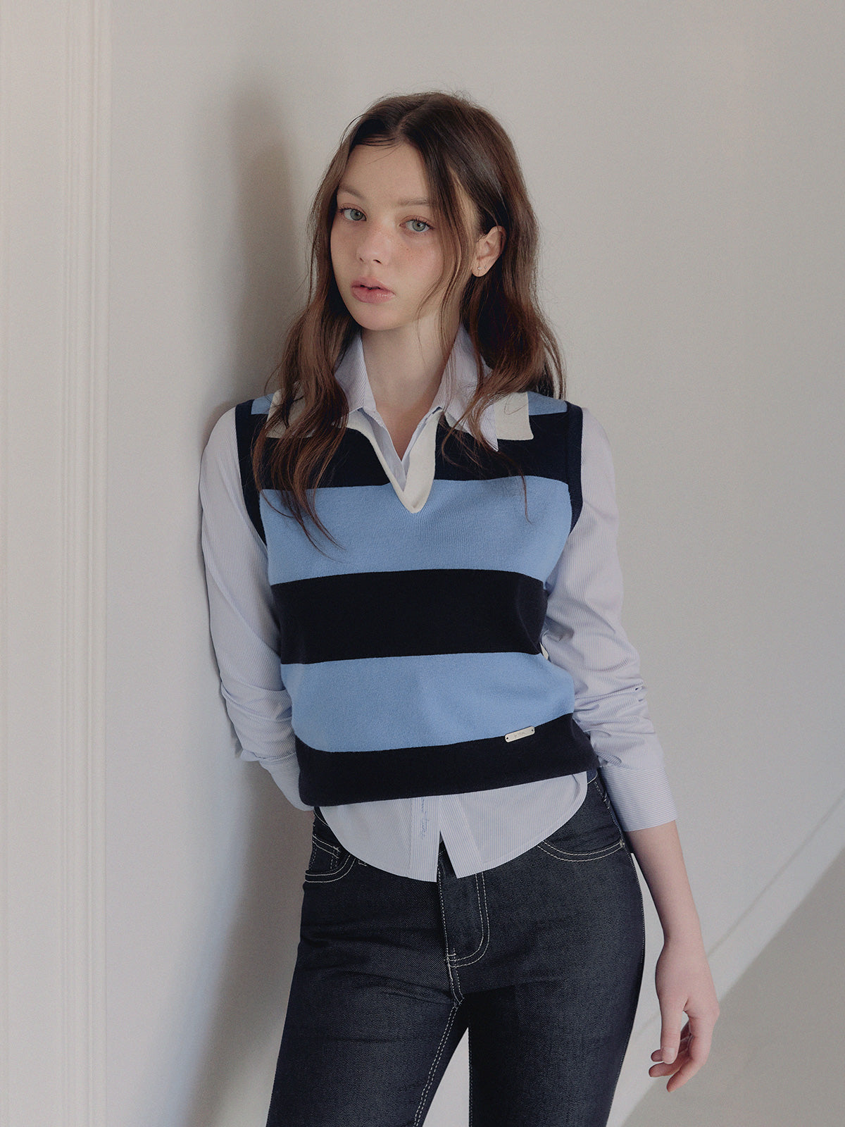 [TWEE] Curtin Collar Stripe Color-Block Sleeveless Knit