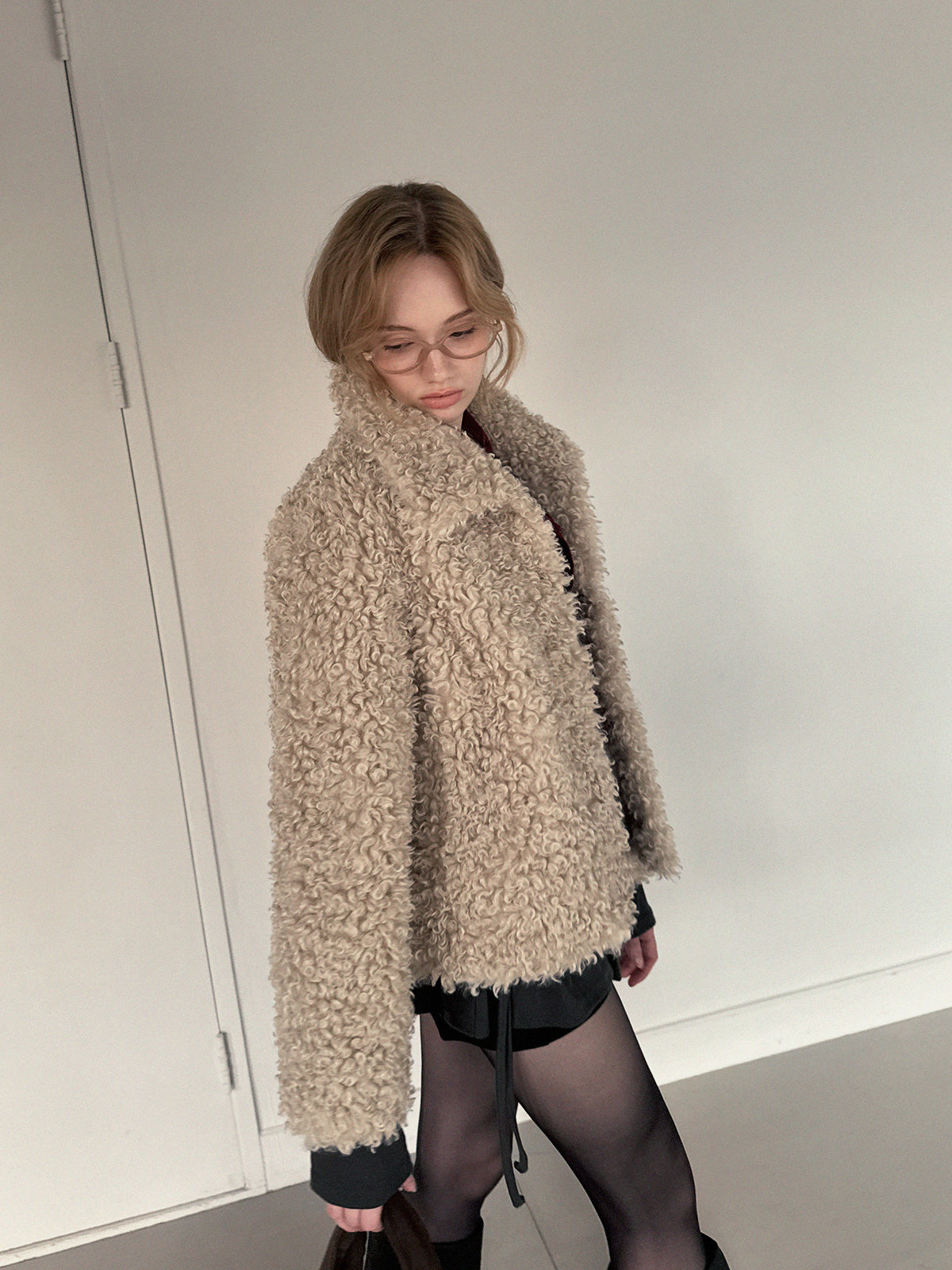 [TWEE] 썩은 와이드 칼라 테디 퍼 재킷