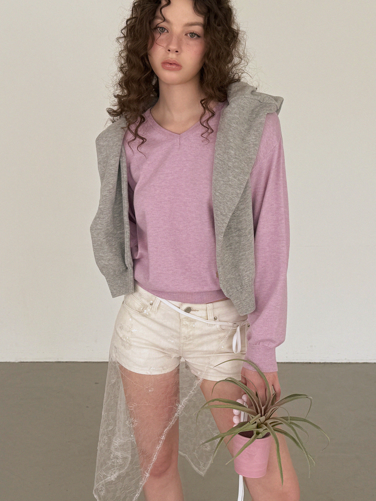 [TWEE] Dallen V-Neck Loose Fit Long Sleeve Knit