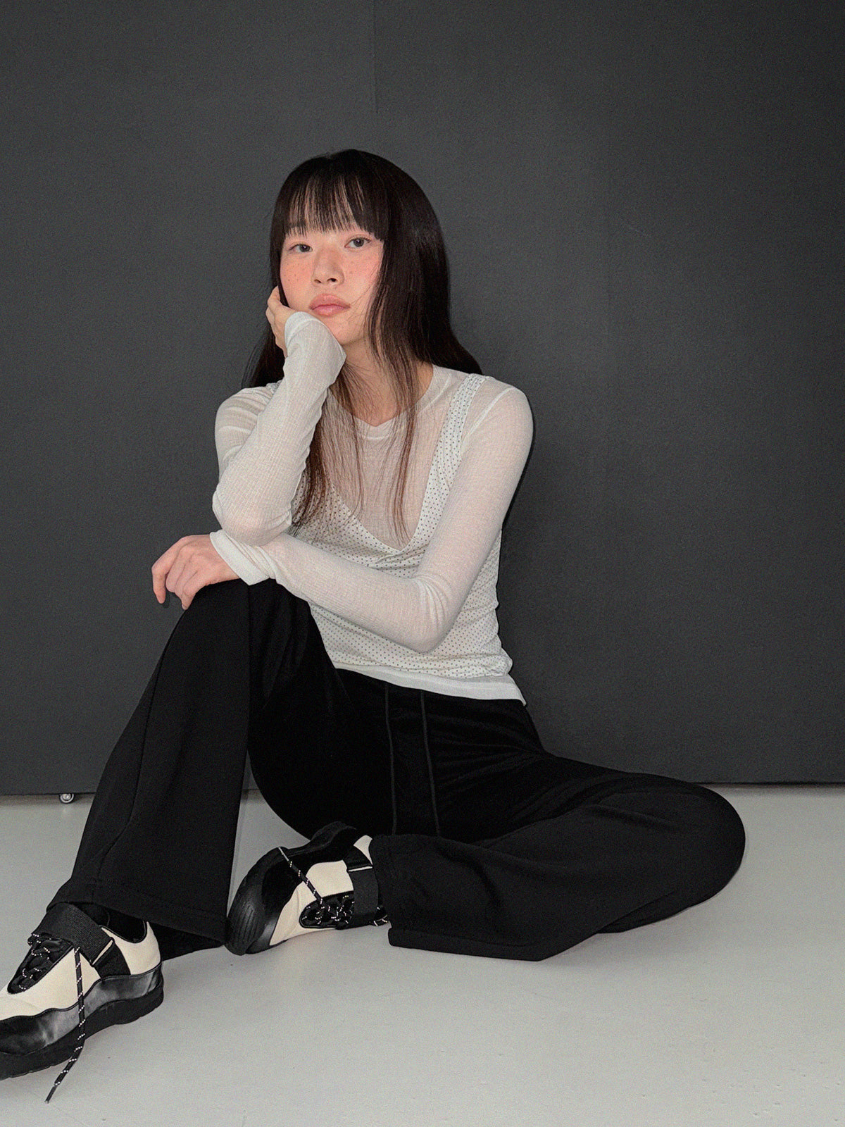 [TWEE] Kaive dot sleeveless top
