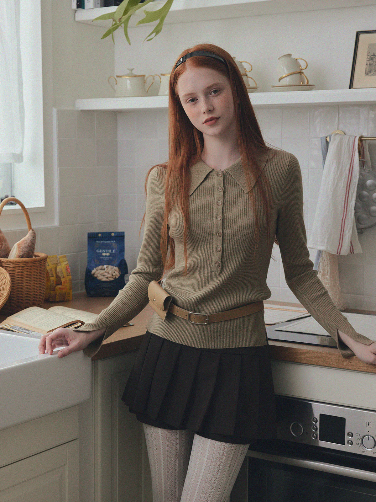 [TWEE] Larkin collar neck button long-sleeved knit