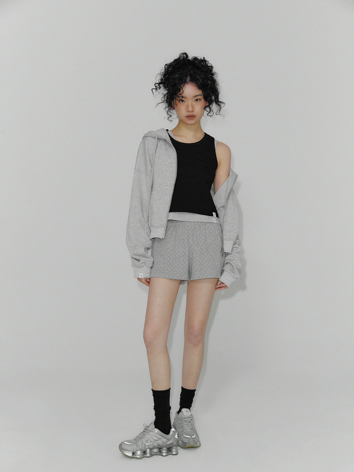 [TWEE] Pratt Basic U-Neck Crop Sleeveless