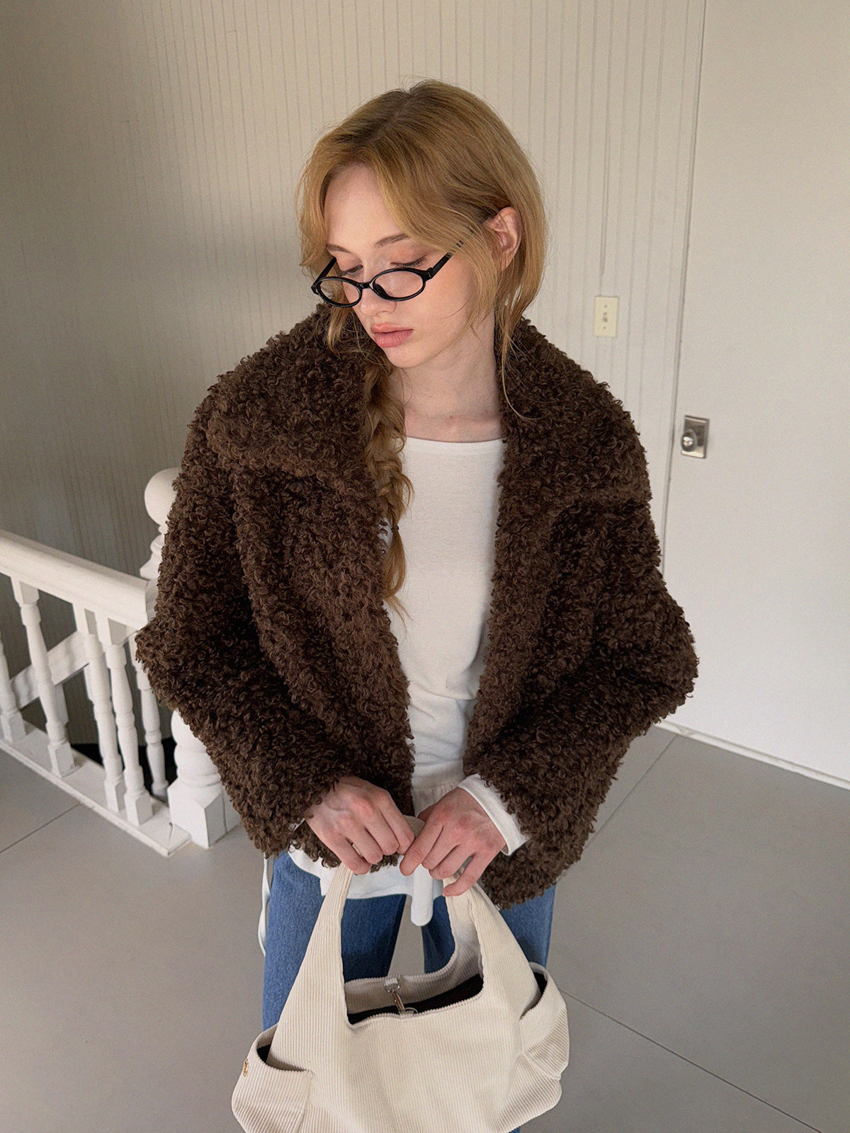 [TWEE] 썩은 와이드 칼라 테디 퍼 재킷