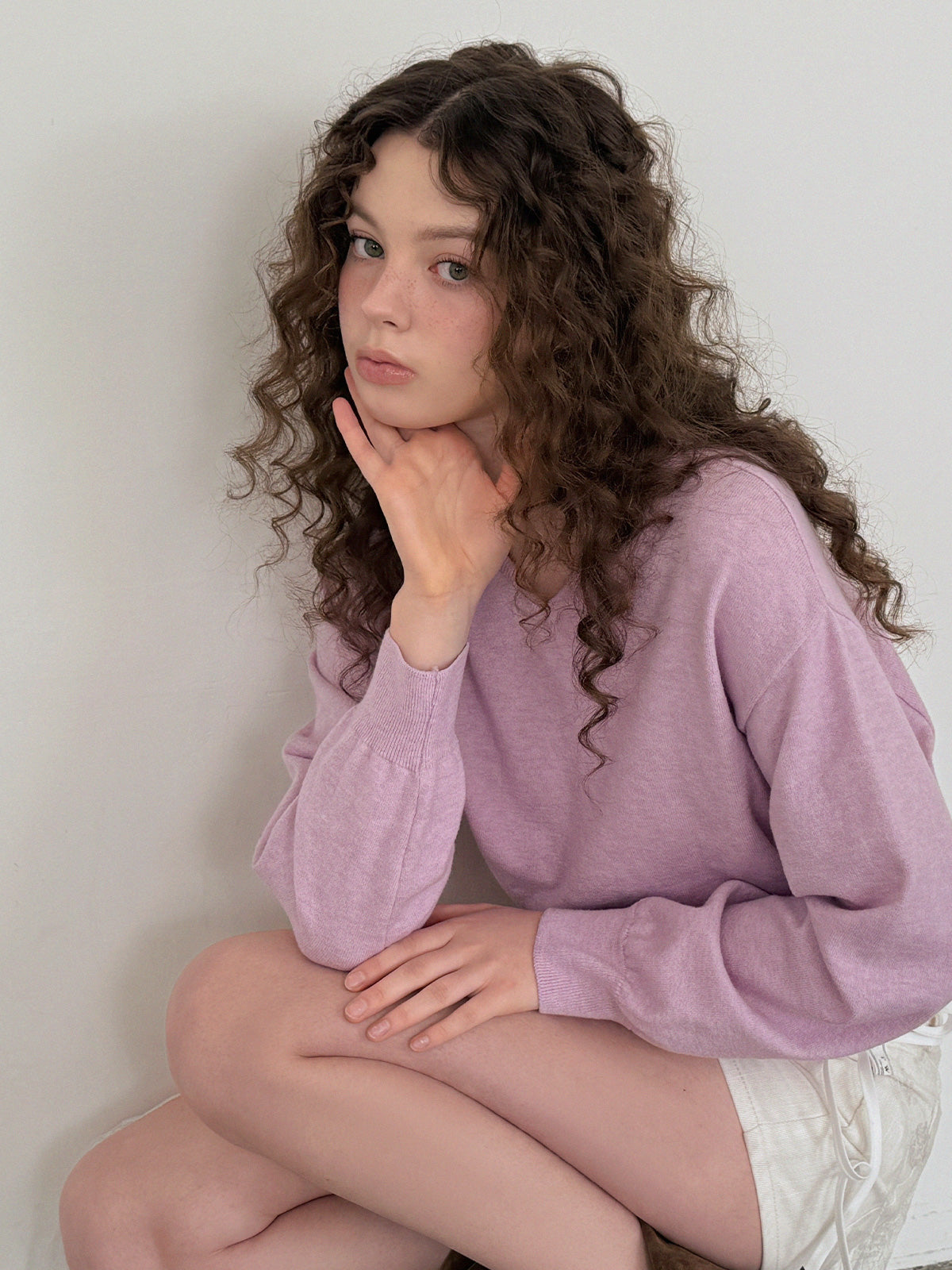 [TWEE] Dallen V-Neck Loose Fit Long Sleeve Knit