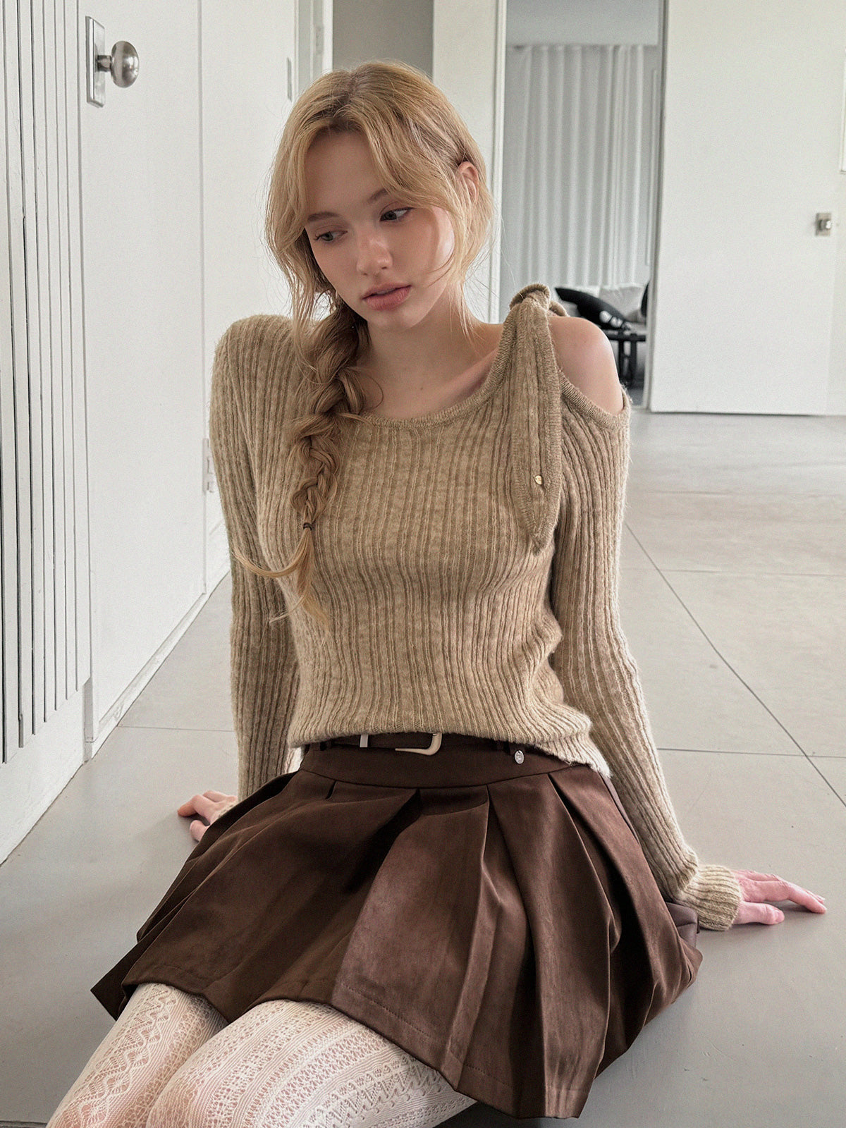 [TWEE] Bohe Shoulder Cut-Out Strap Knit Top