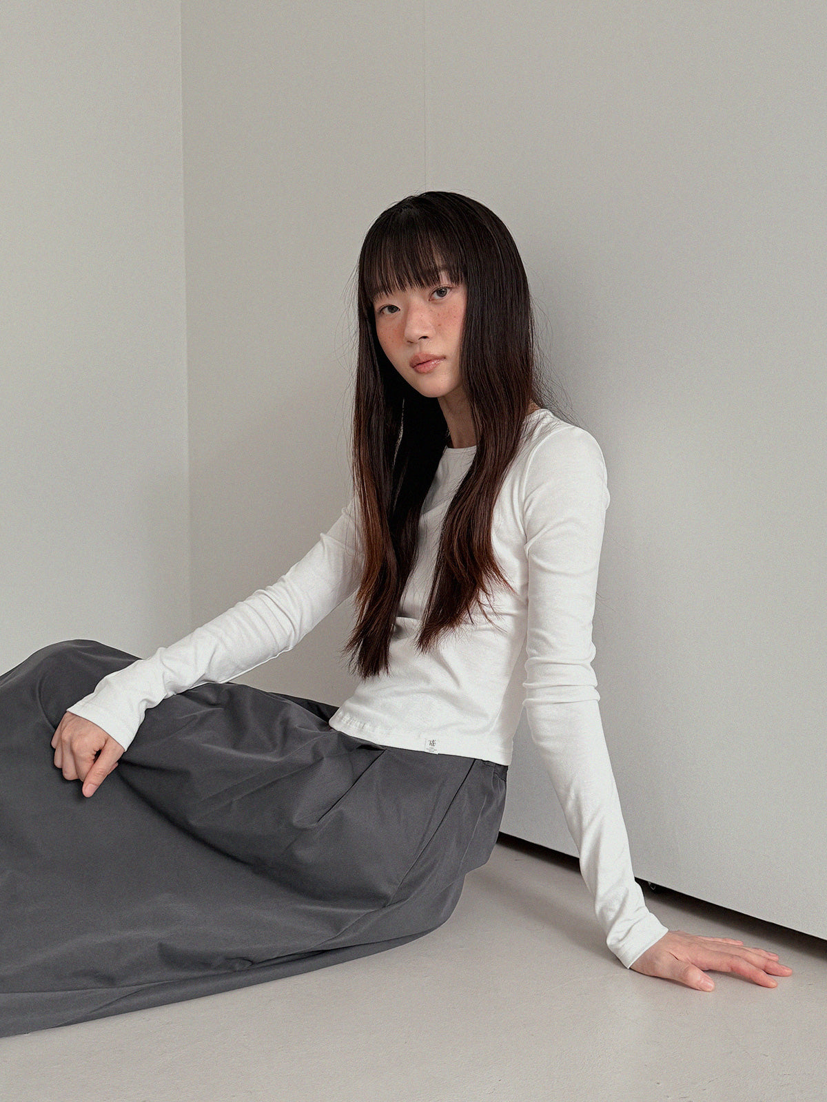 [TWEE ] Steel round-neck long-sleeve T-shirt