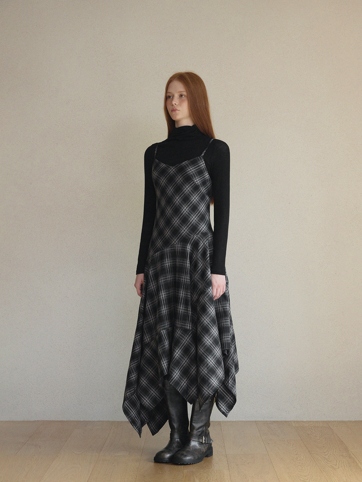 【TWEE】Drea Check Asymmetrical Sleeveless Long Dress