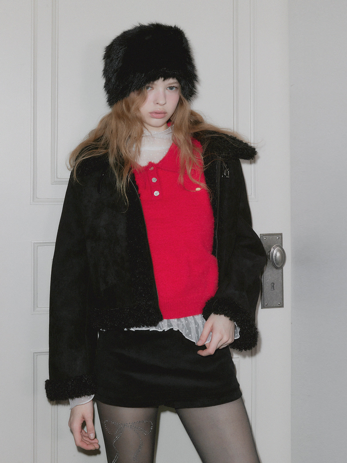 [TWEE] Bear Collar Short Shearling Jumper