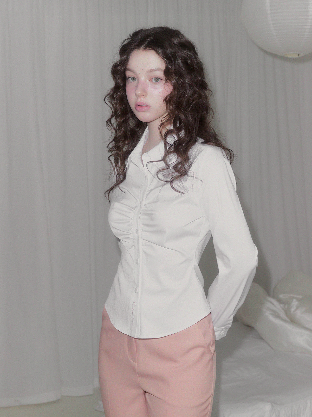 [TWEE] Pillen Shirring Slim-fit Long Sleeve Shirt