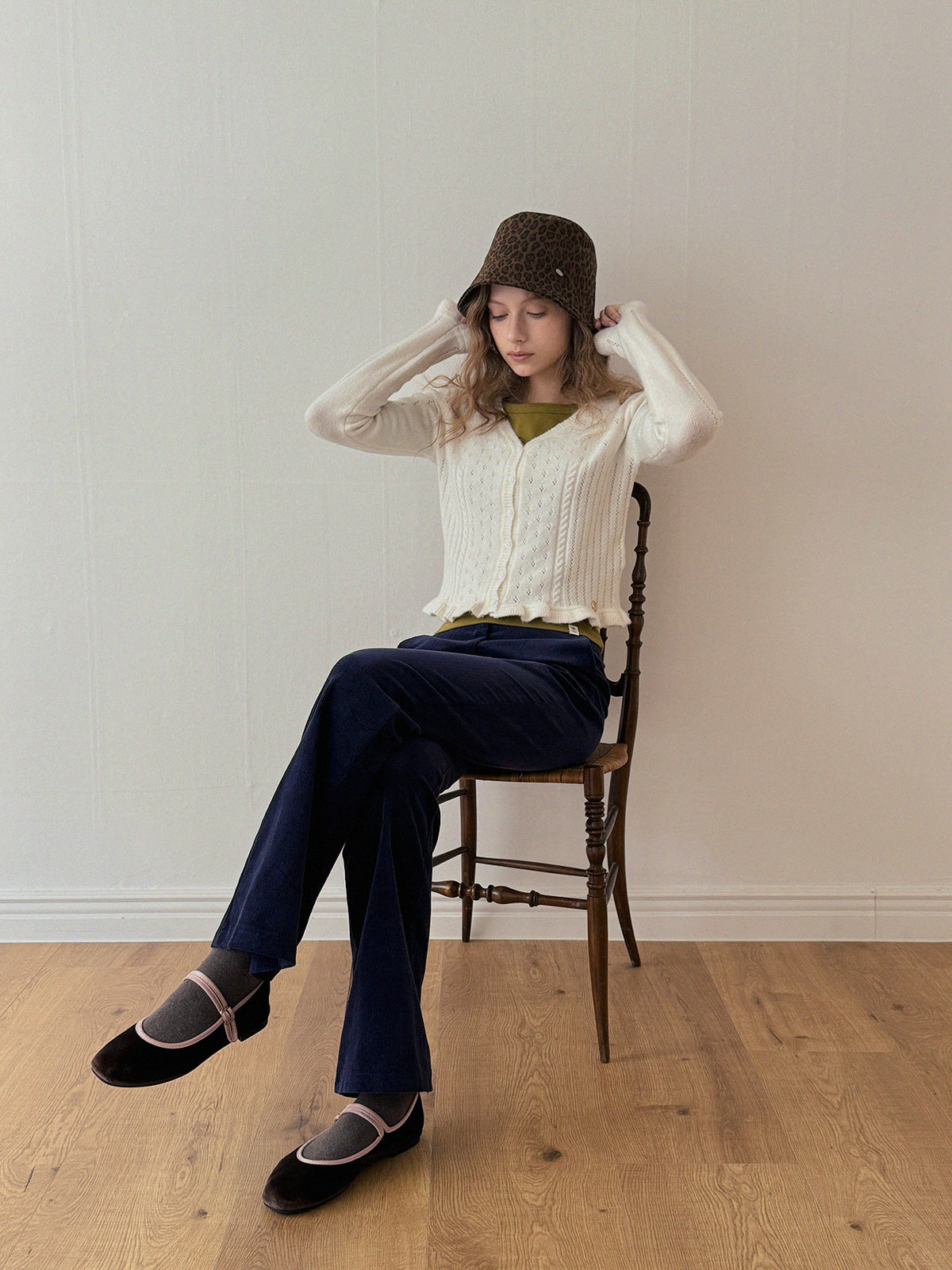 [TWEE] Avern Corduroy Semi Bootcut Long Pants