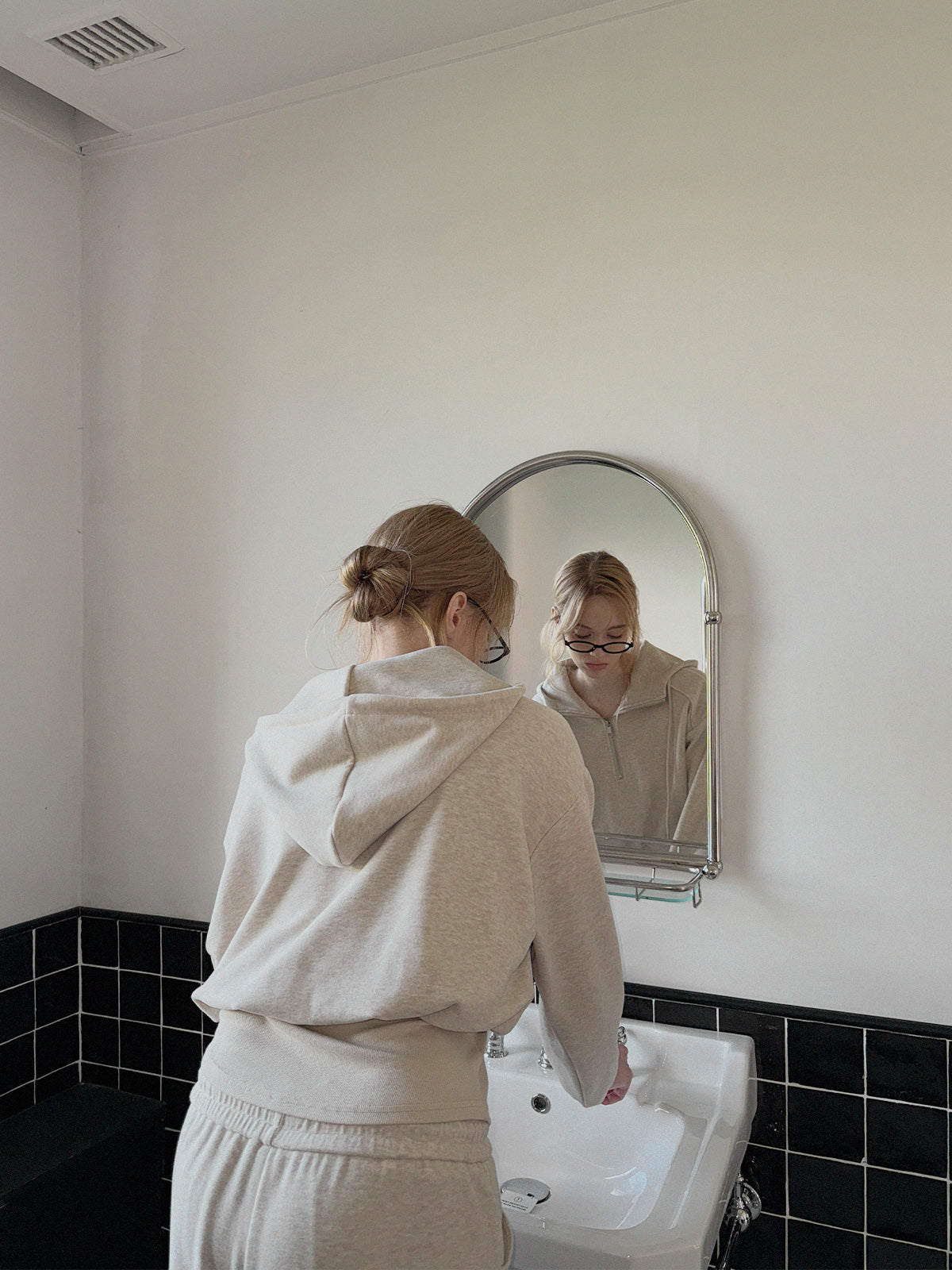 [TWEE] Lonton Schicht-Sweatshirt mit halbem Reißverschluss und lange Hose mit breitem Bund