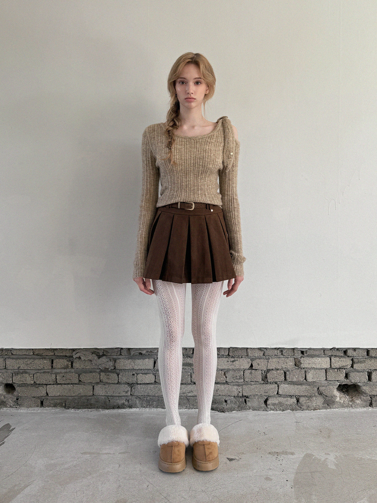 [TWEE] Bohe Shoulder Cut-Out Strap Knit Top