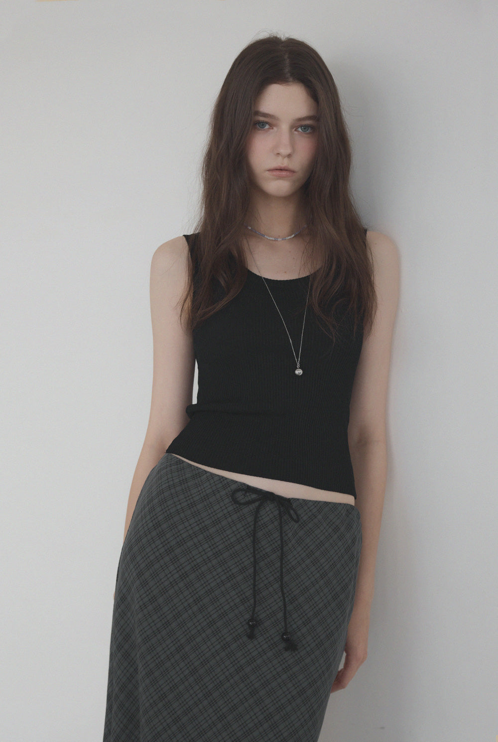 [TWEE] Nukin U-Neck Knit Sleeveless