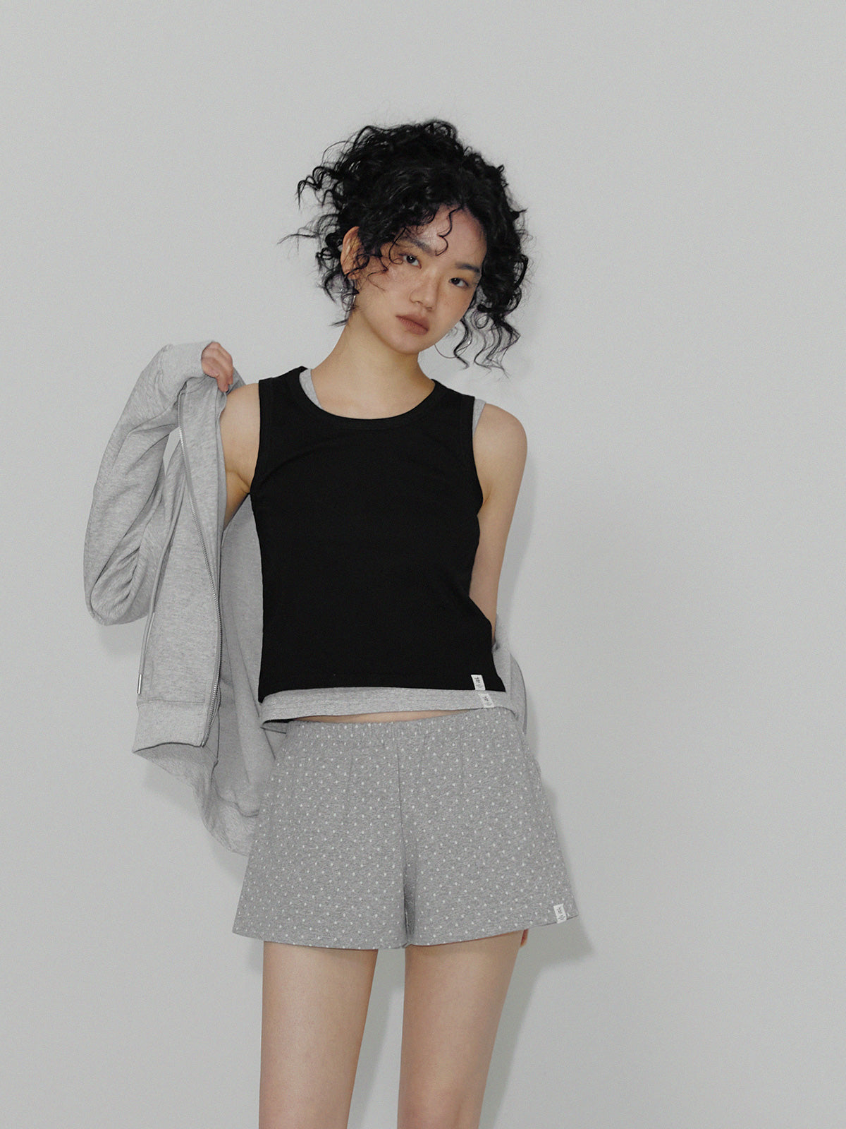 [TWEE] Pratt Basic U-Neck Crop Sleeveless