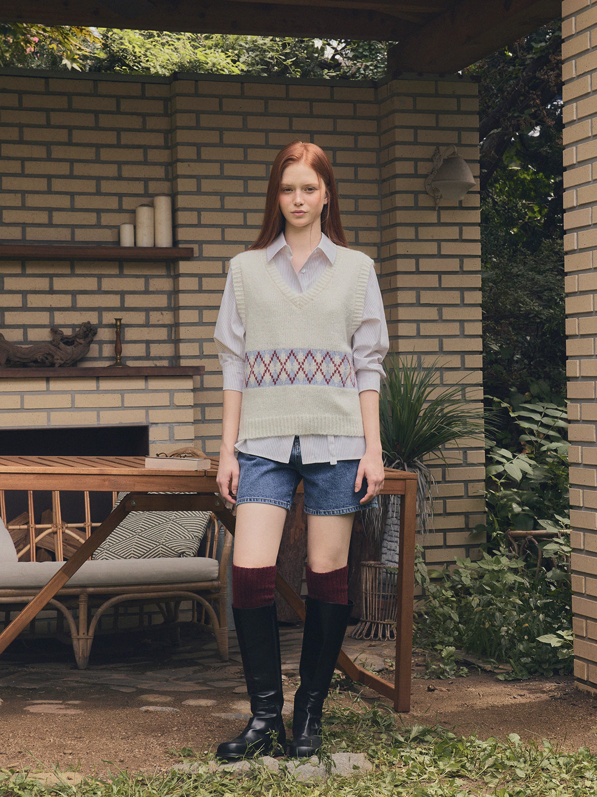 [TWEE] Senit Argyle Knit Vest