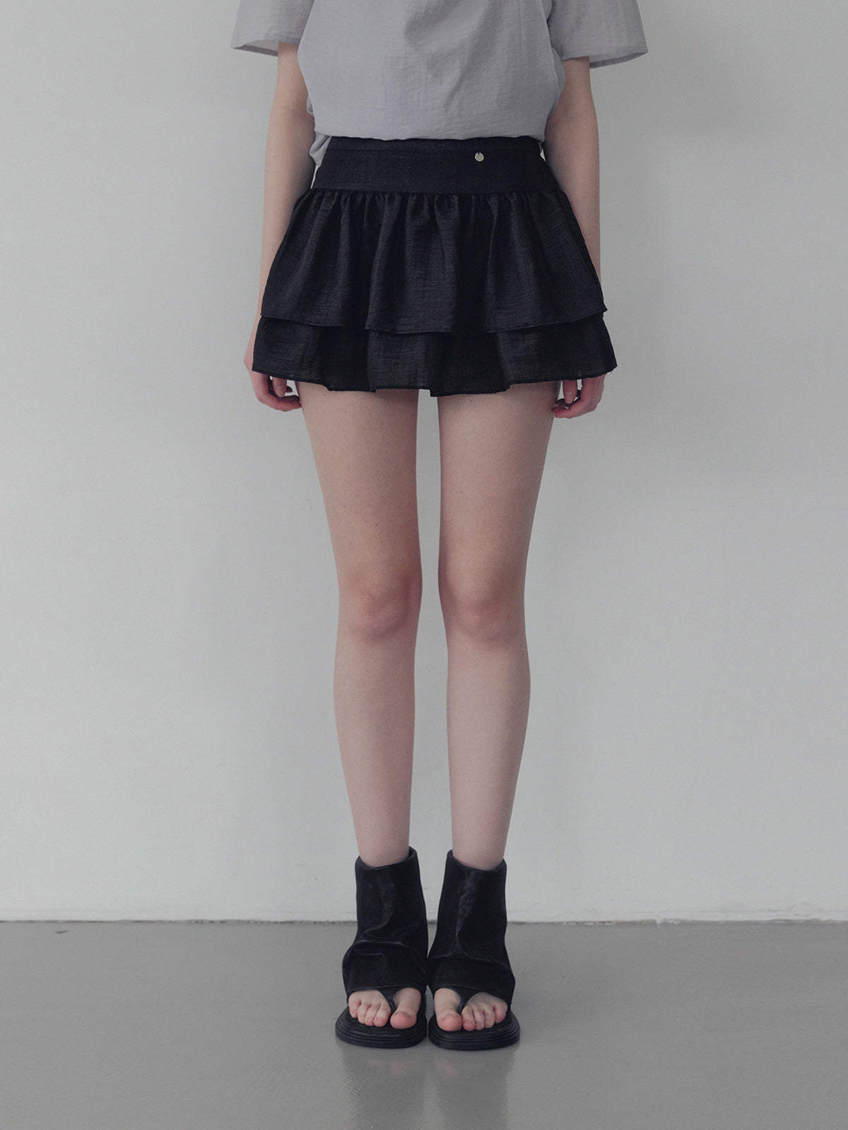 [TWEE] Blit tiered back banding mini skirt