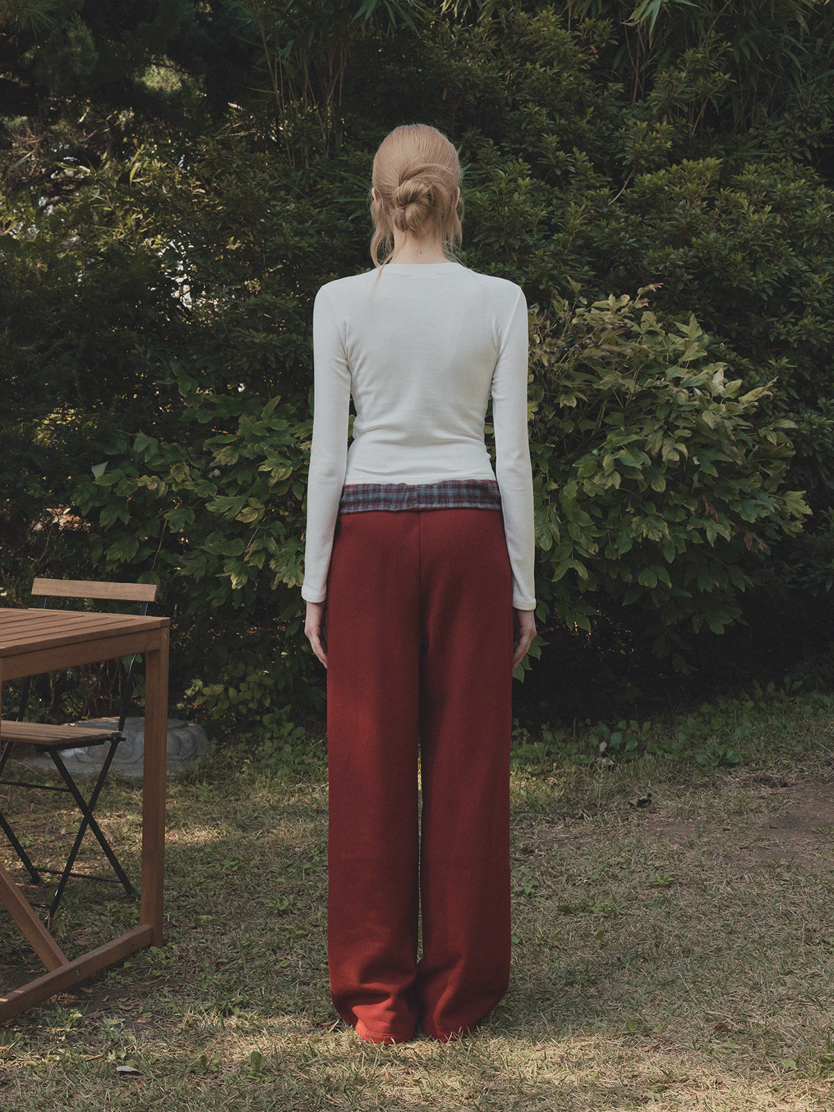 [TWEE] Quần Sweatpants Rộng Phối Màu Jardin Check