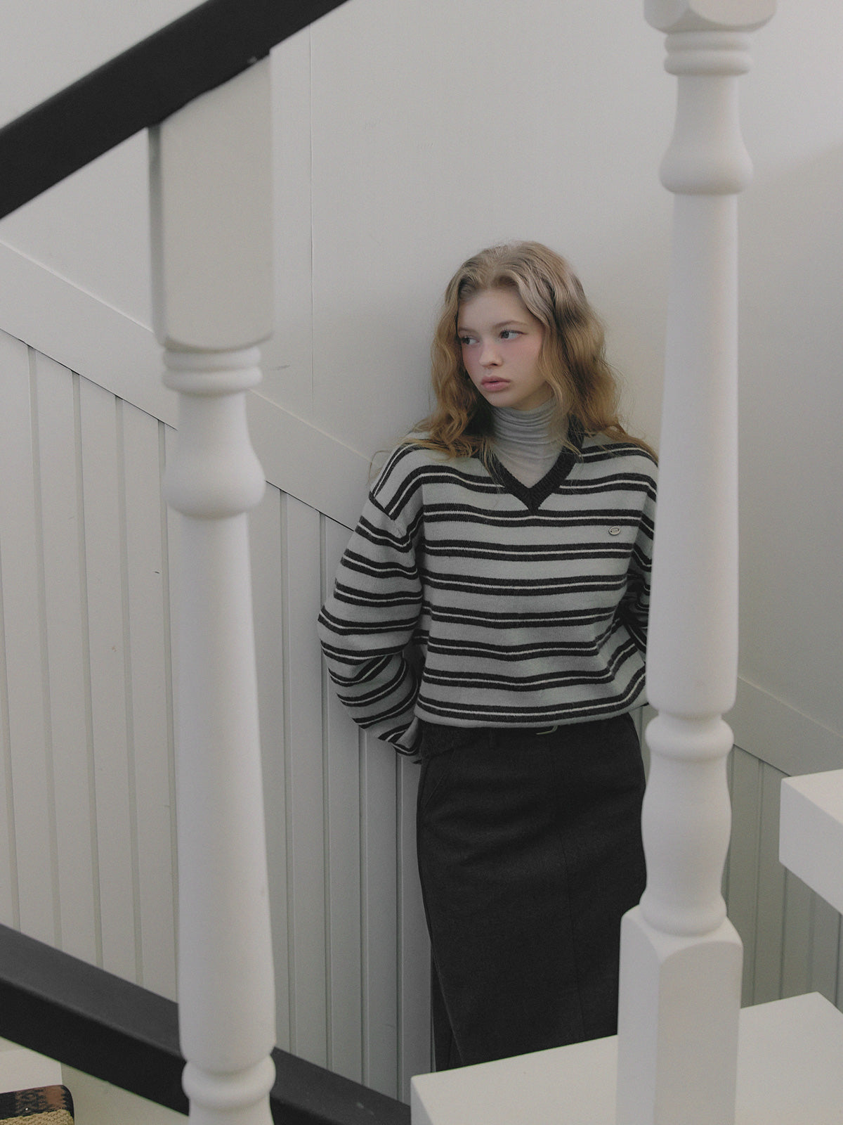 [TWEE] Coder Stripe V-Ausschnitt Stricktop