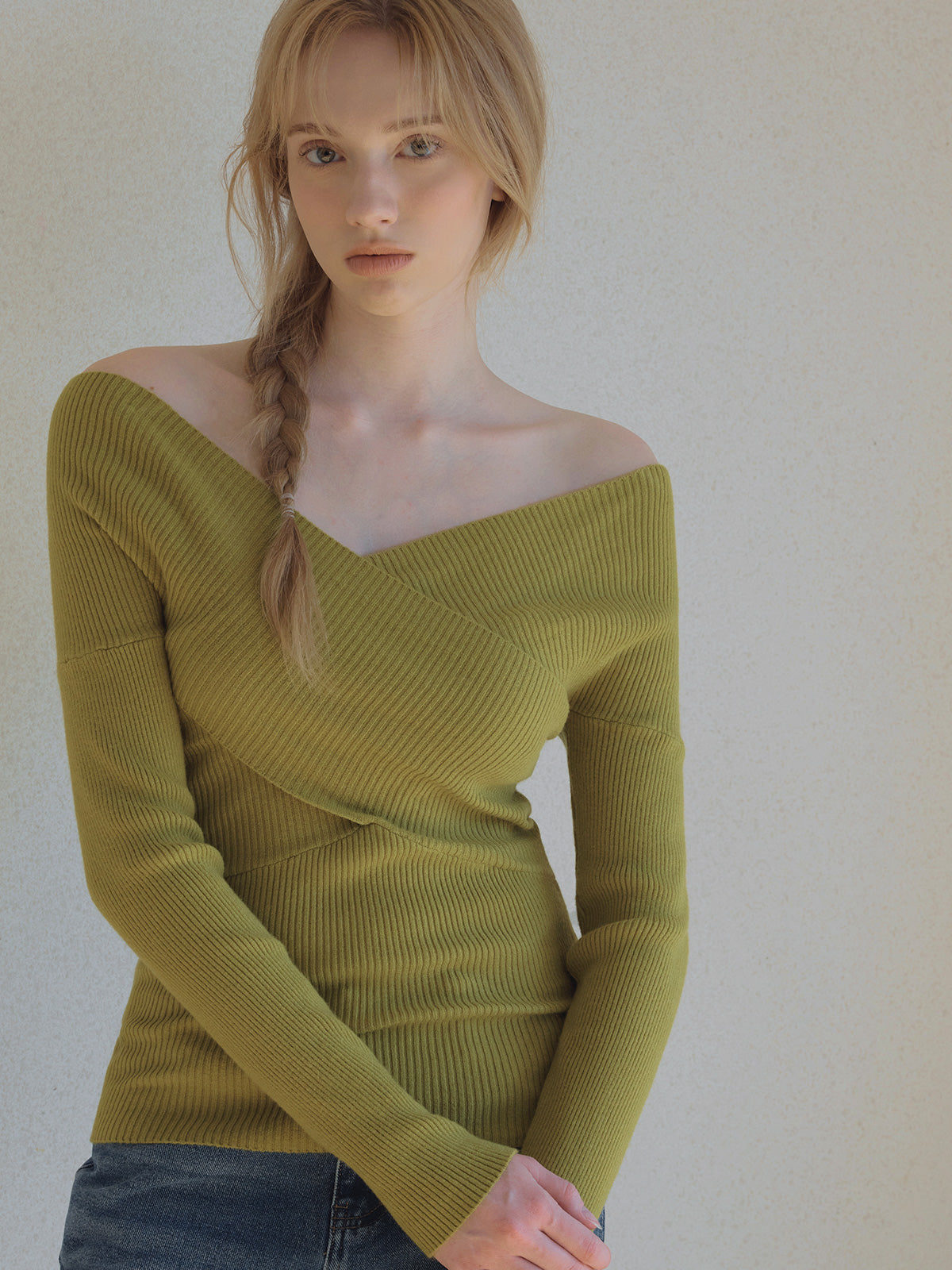 [TWEE]Seti Schulterfreier Kreuzstrick