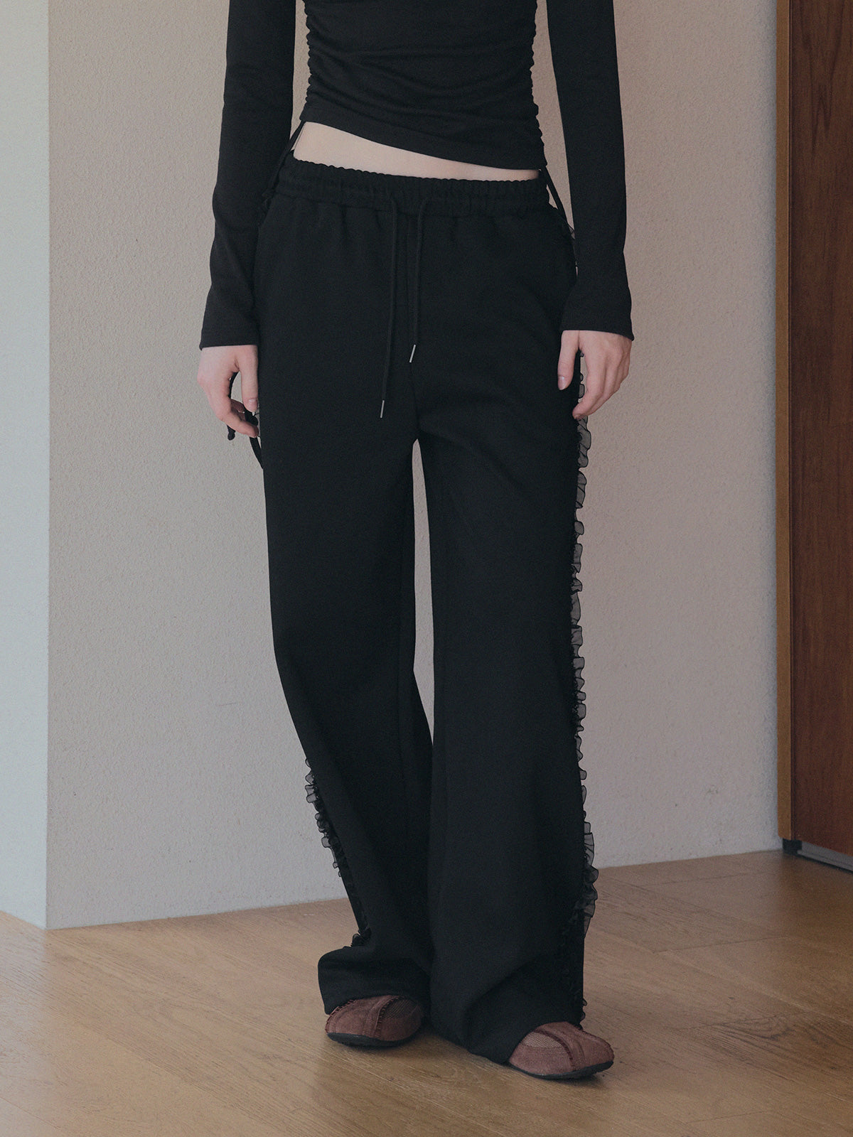 [TWEE] Polsen Lace Track Banding Long Pants