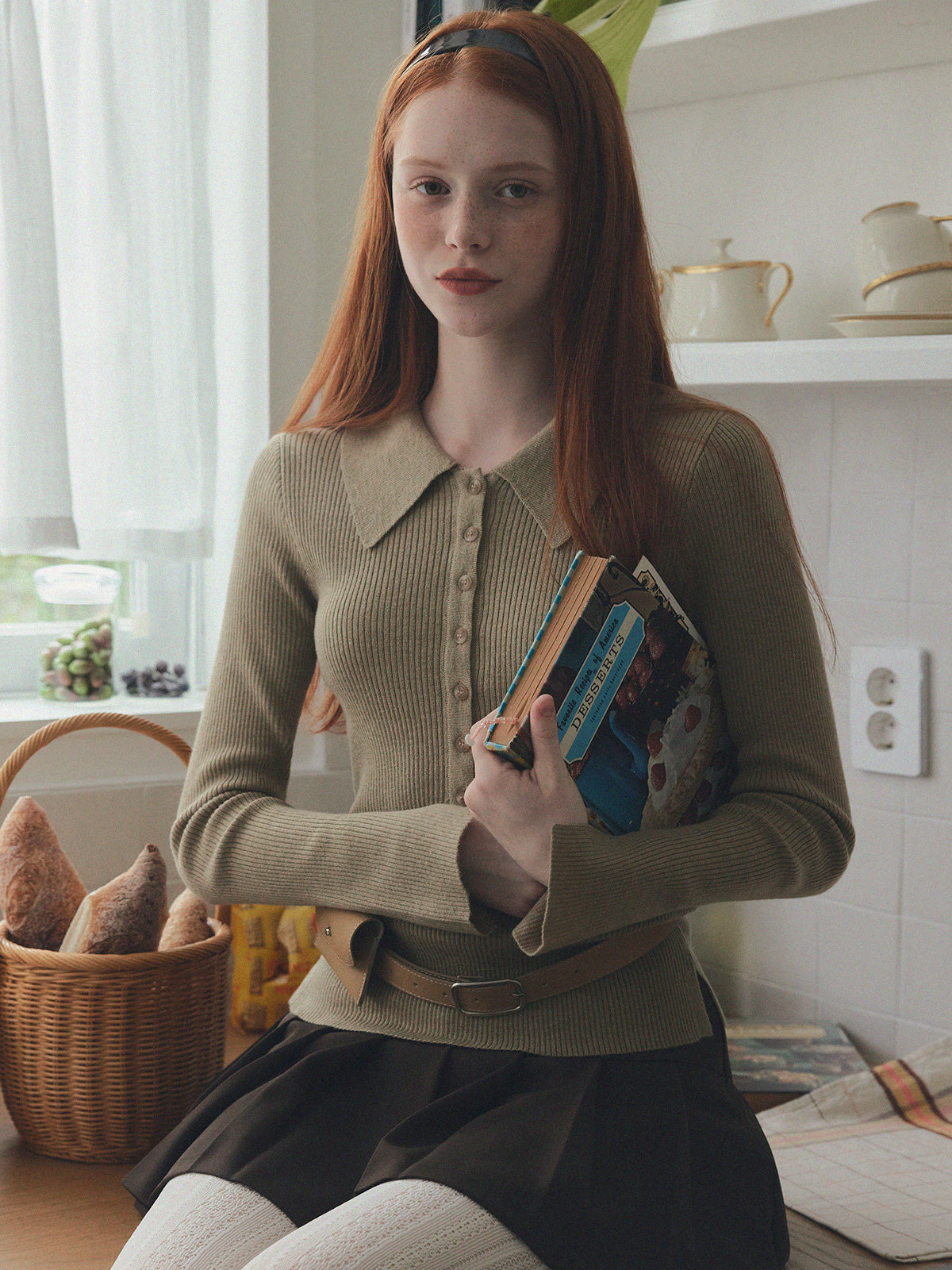 [TWEE] Larkin collar neck button long-sleeved knit