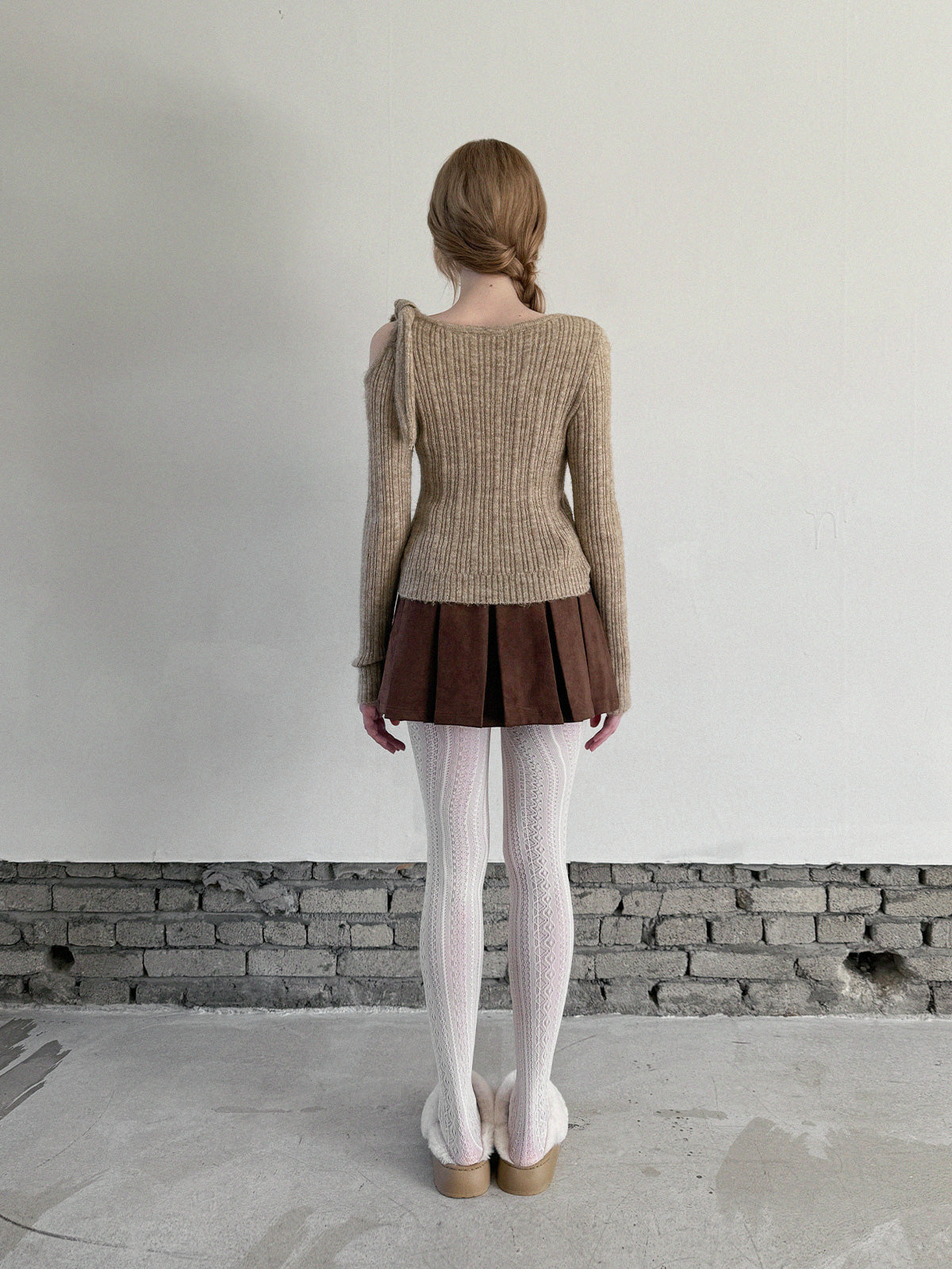 [TWEE] Bohe Shoulder Cut-Out Strap Knit Top