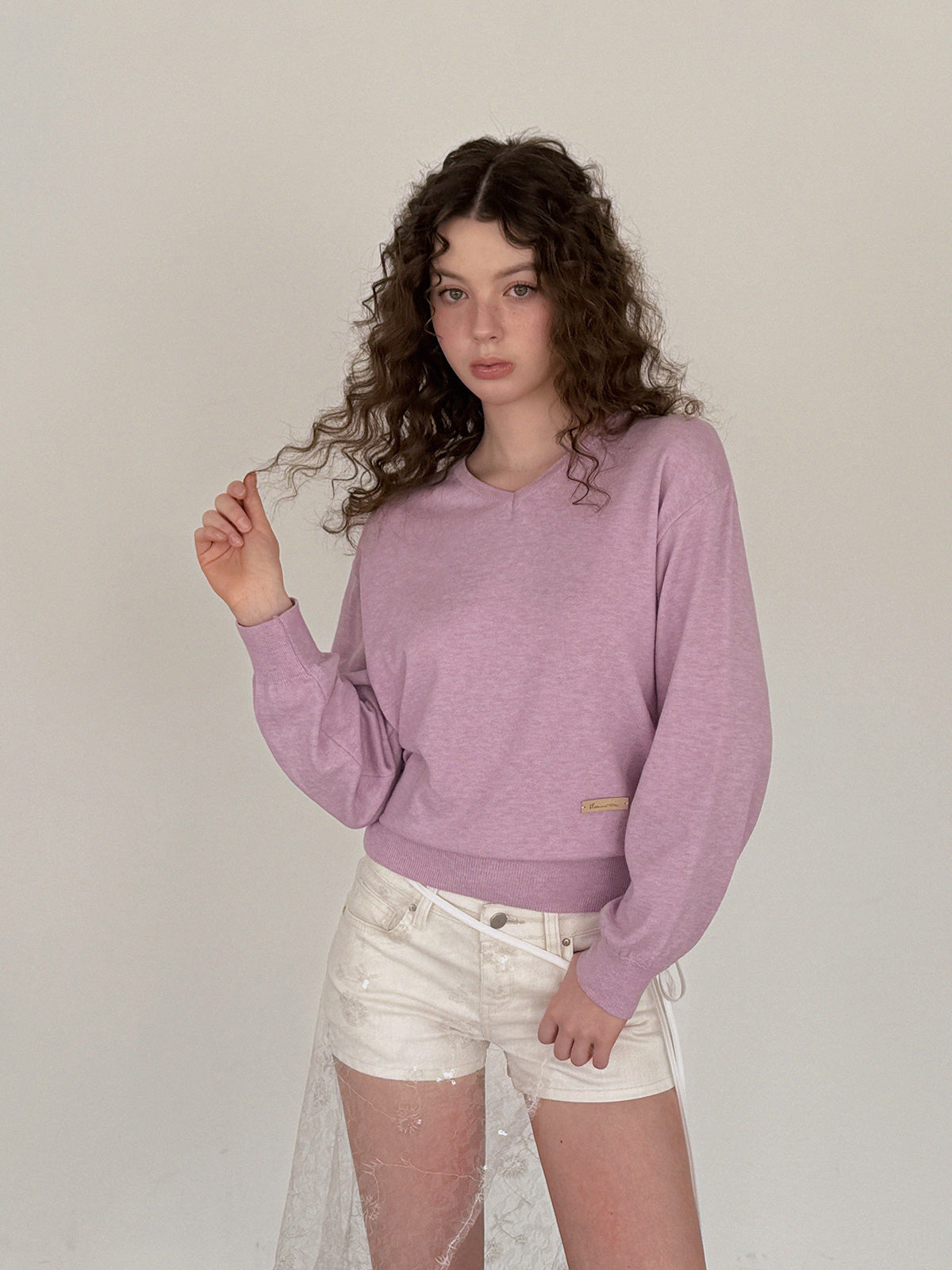 [TWEE] Dallen V-Neck Loose Fit Long Sleeve Knit