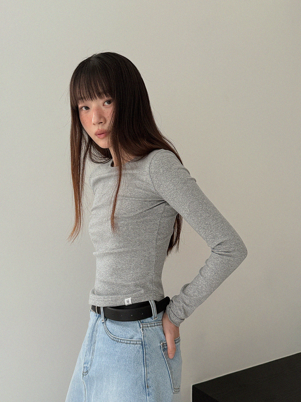 [TWEE ] Steel round-neck long-sleeve T-shirt