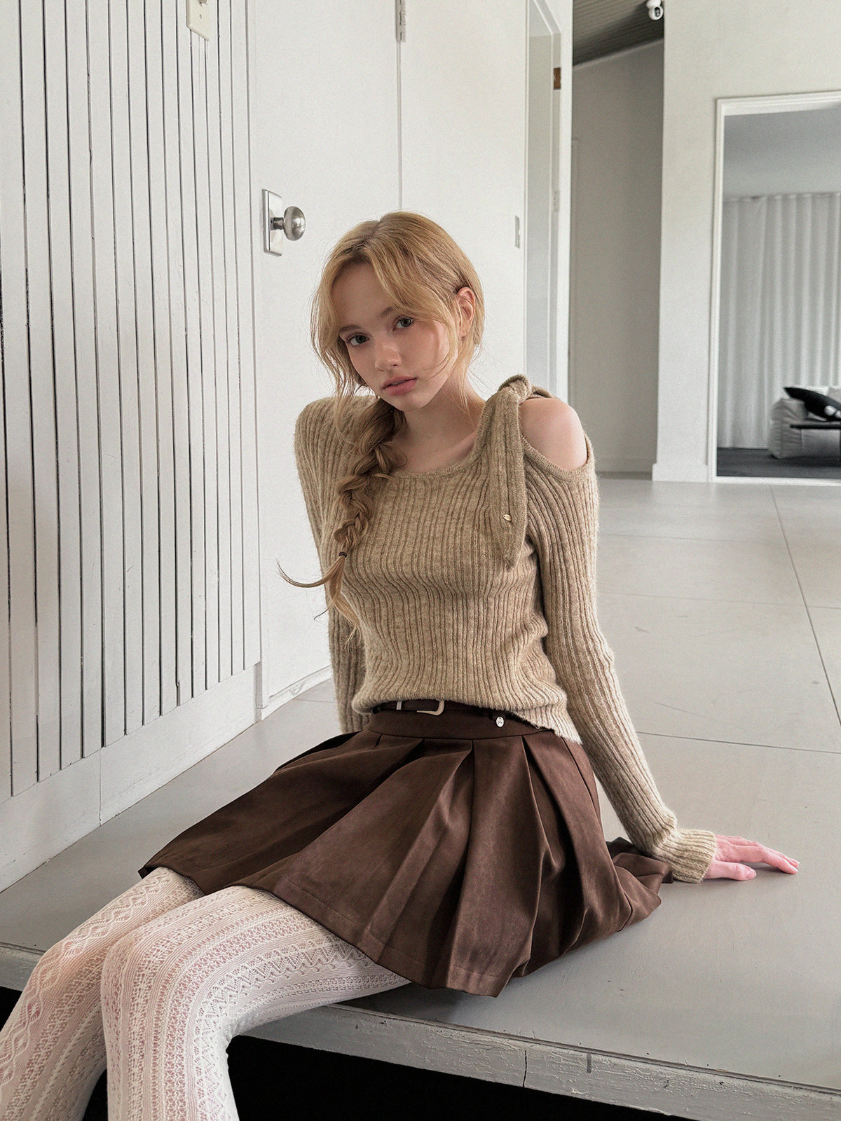 [TWEE] Bohe Shoulder Cut-Out Strap Knit Top