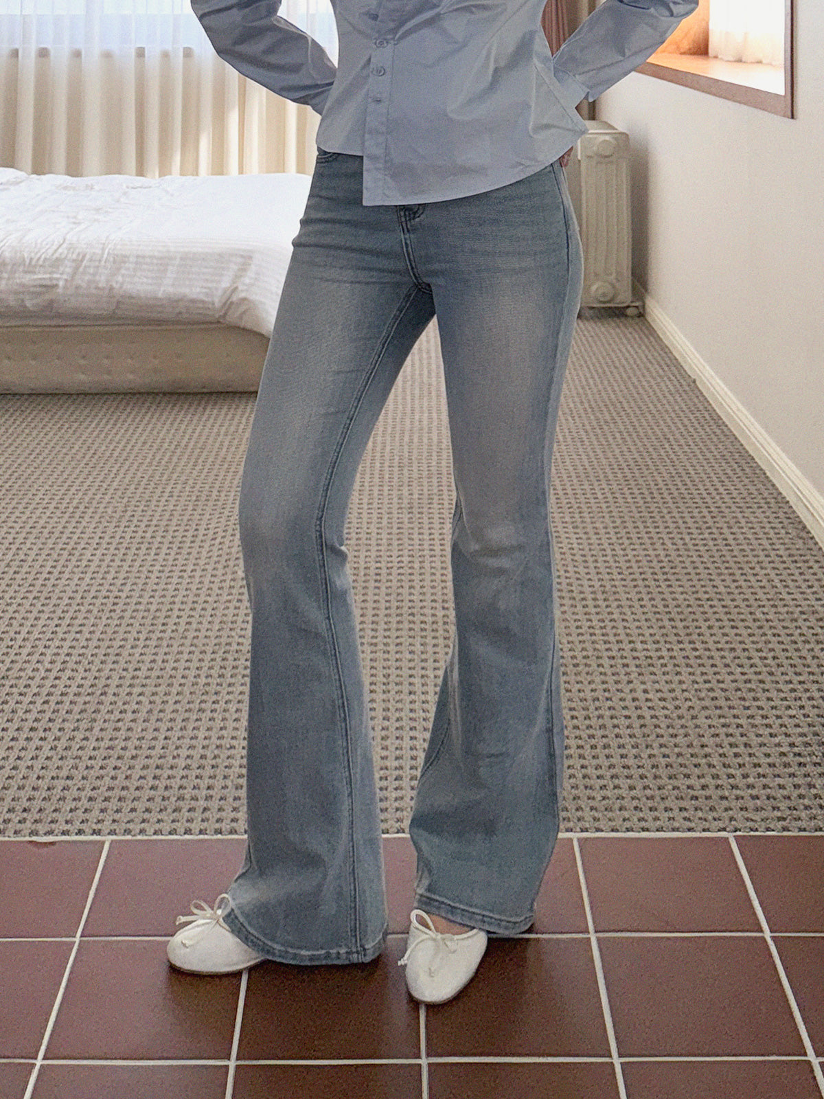 [TWEE] Kisha Vintage Washed Bootcut Denim Pants