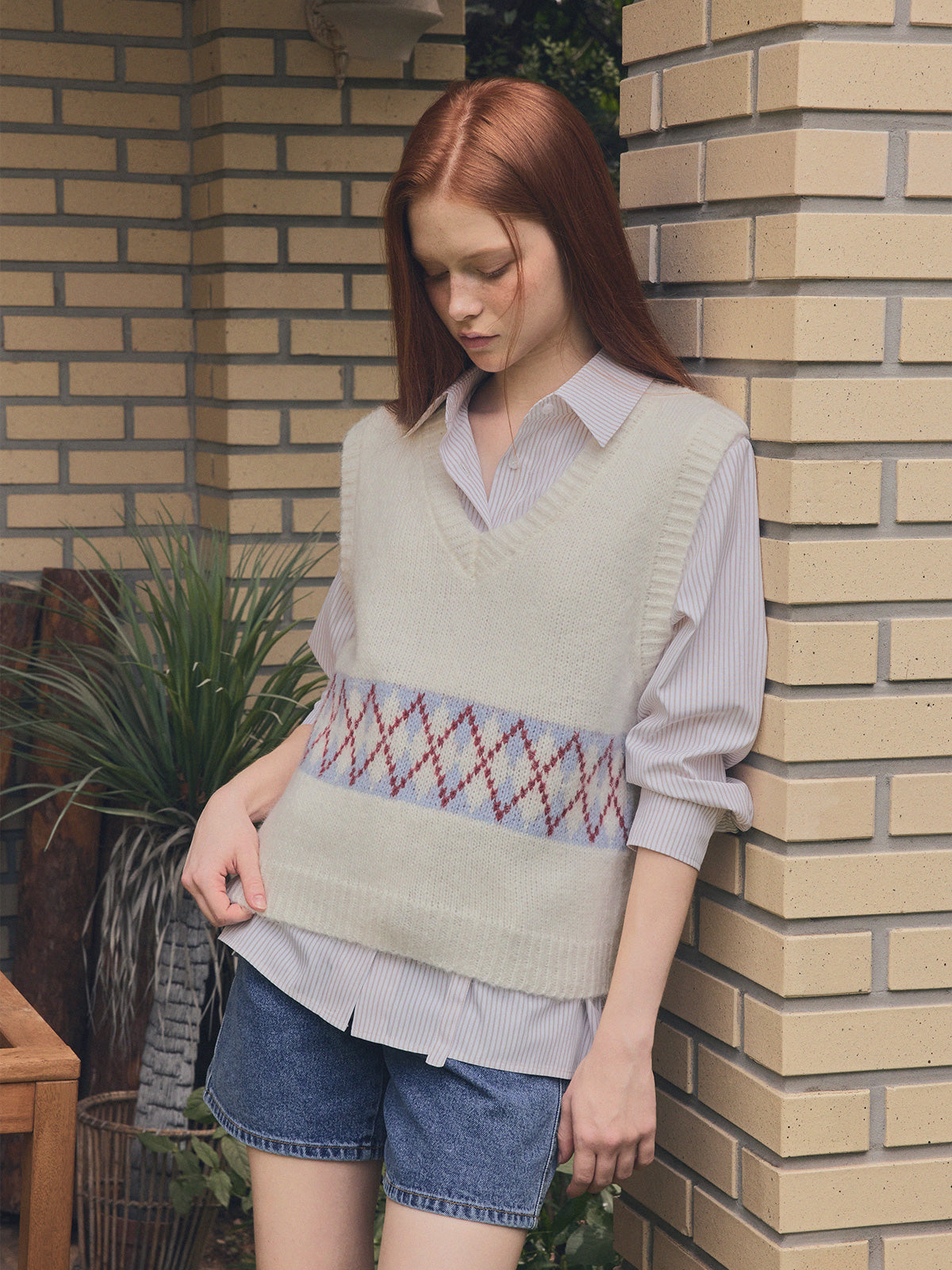 [TWEE] Senit Argyle Knit Vest