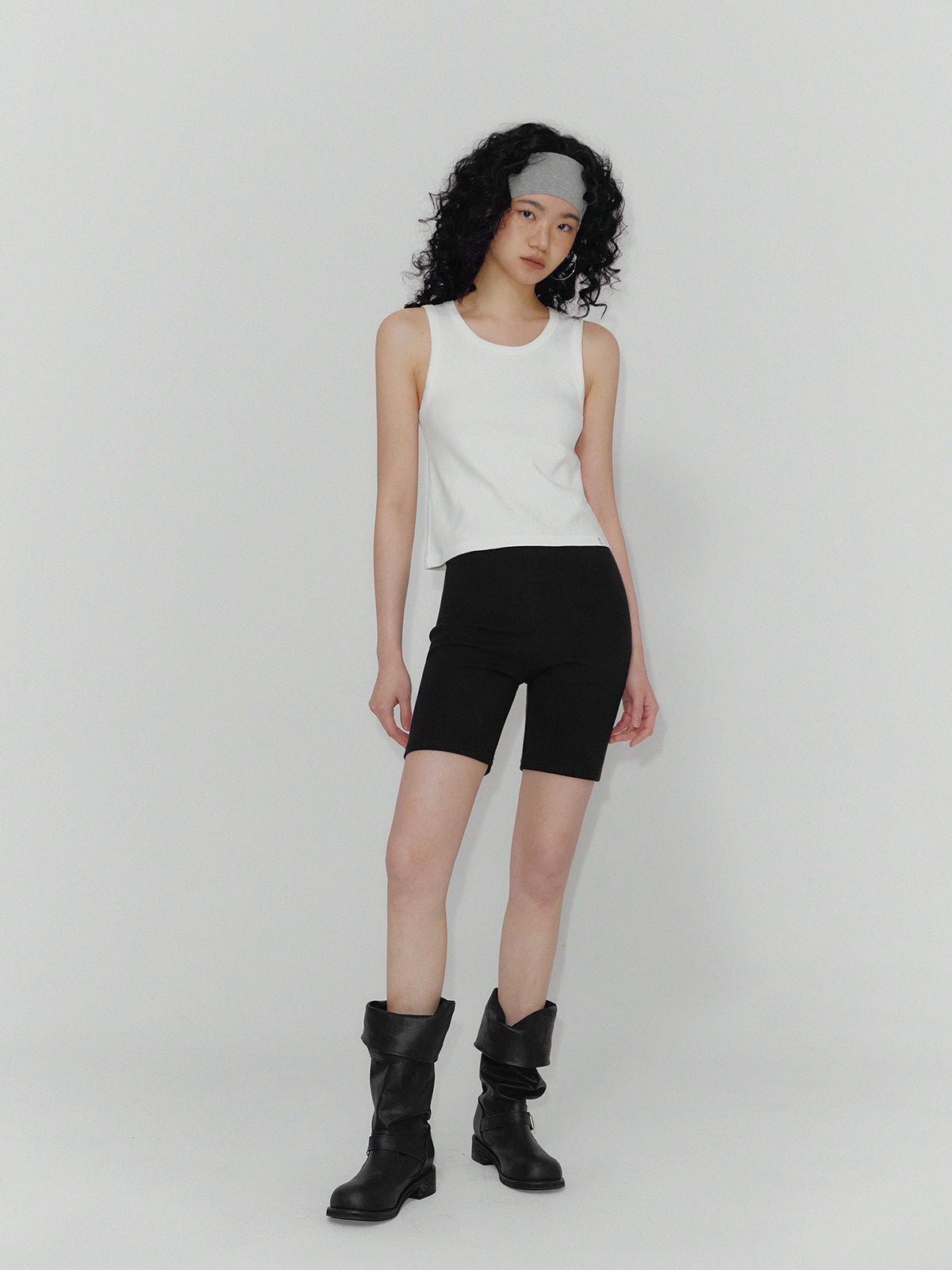 [TWEE] Pratt Basic U-Neck Crop Sleeveless