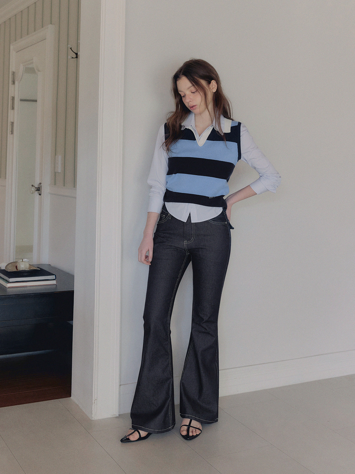 [TWEE] Pantaloni lunghi in denim Poca raw semi-svasati
