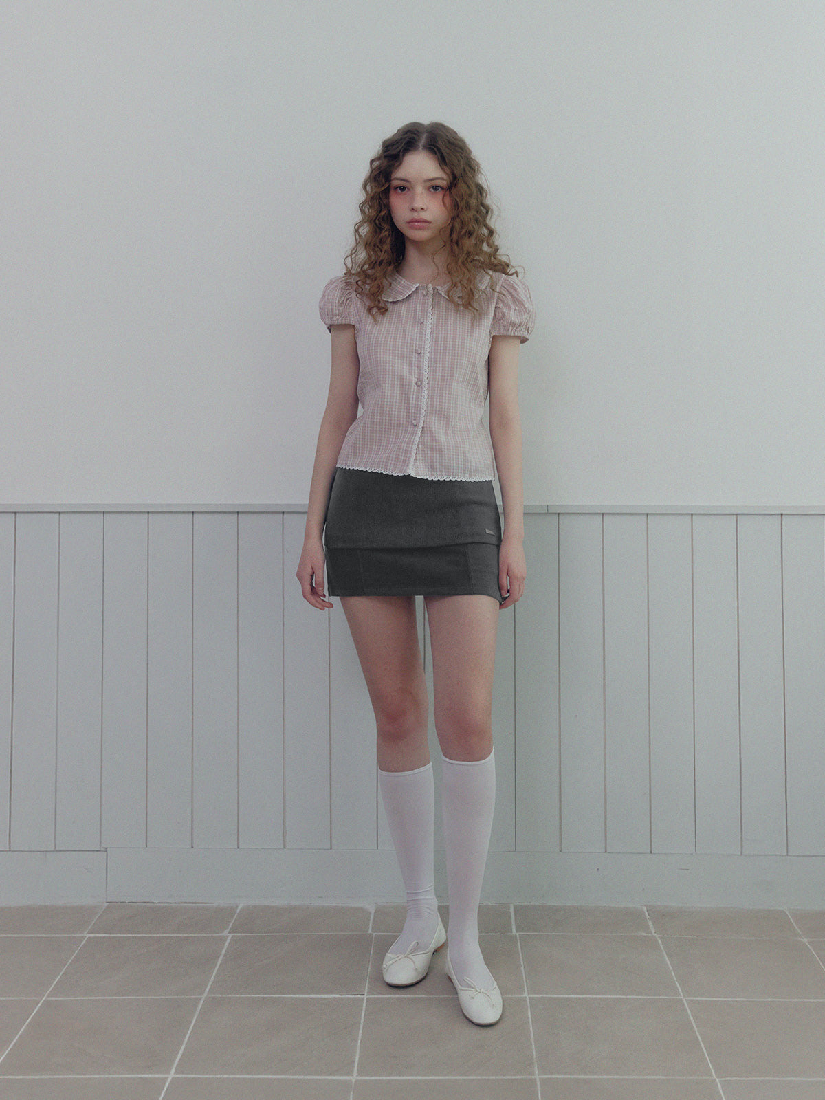 [TWEE] Belsi round collar pattern short sleeve blouse