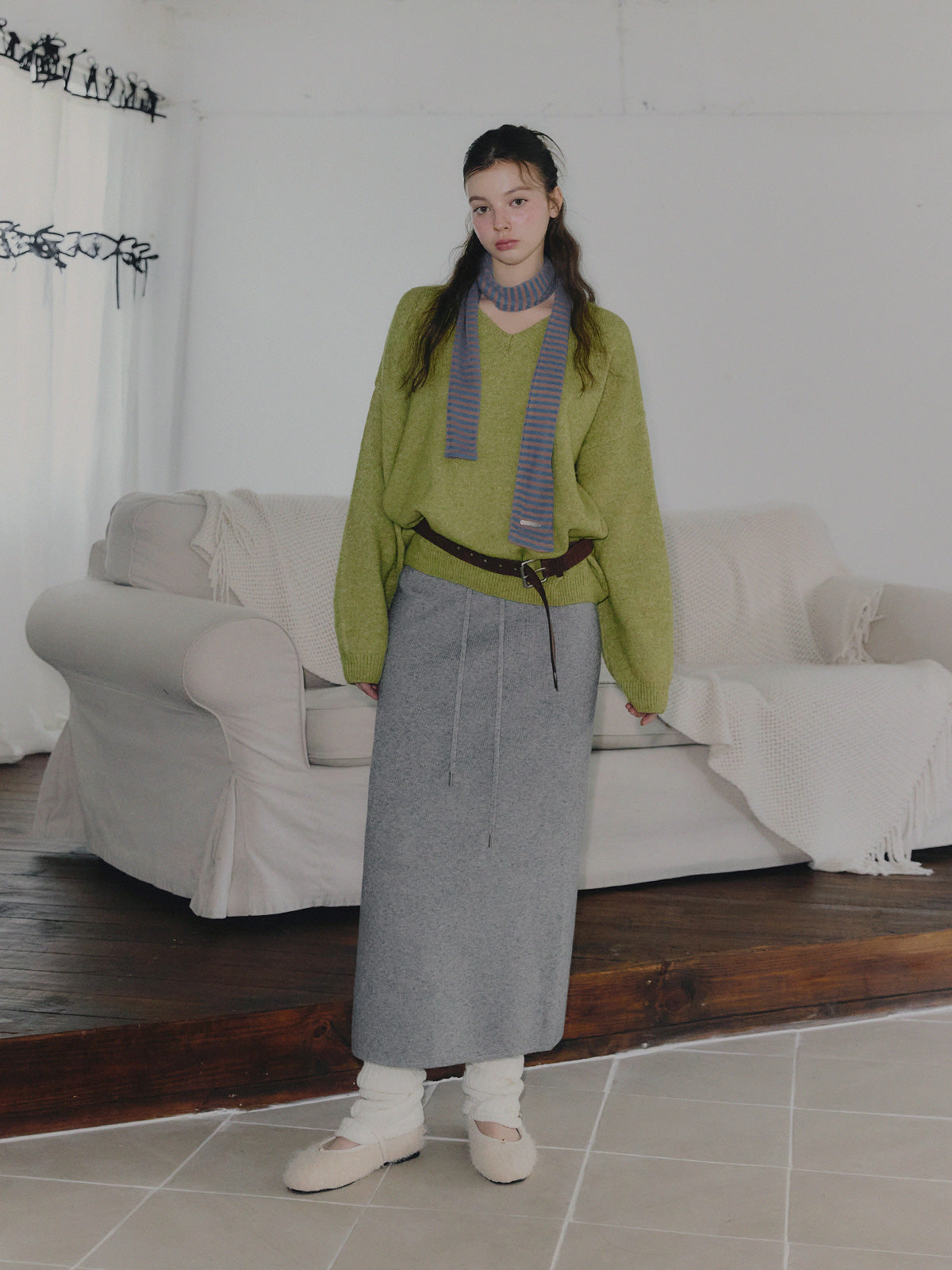 [TWEE] Lennon V-Neck Balloon Sleeve Loose Knit