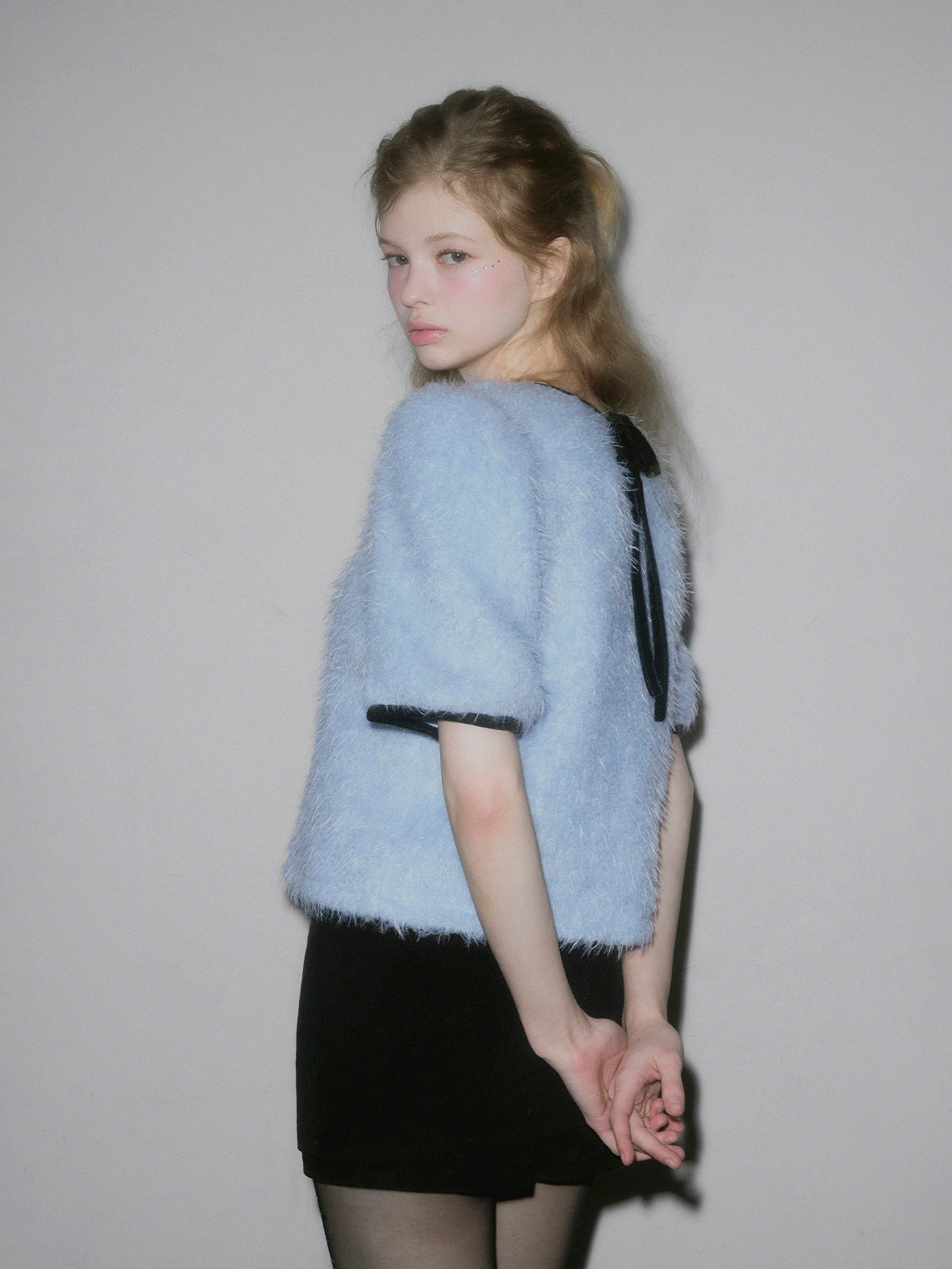 [TWEE] Moco boucle puff short-sleeve blouse