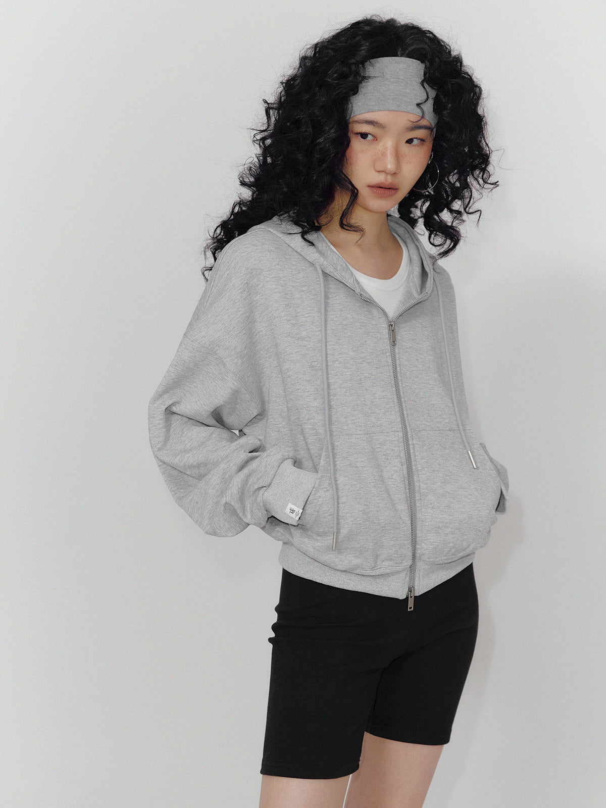 [TWEE] Alden Basic Long-Sleeve Hood Zip-Up