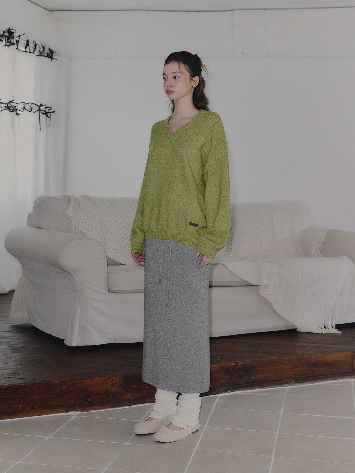 [TWEE] Lennon V-Neck Balloon Sleeve Loose Knit