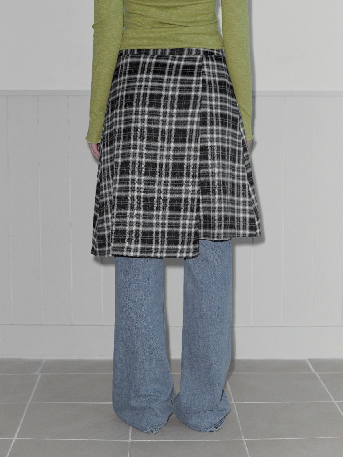 [TWEE] Noha Check Pleated Midi Wrap Skirt