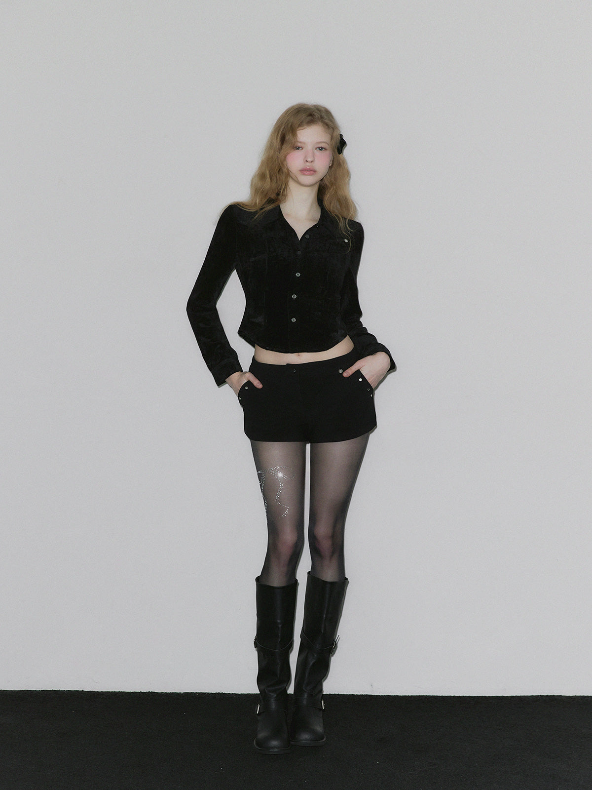 [TWEE] Leve Wildleder Crop Langarmshirt