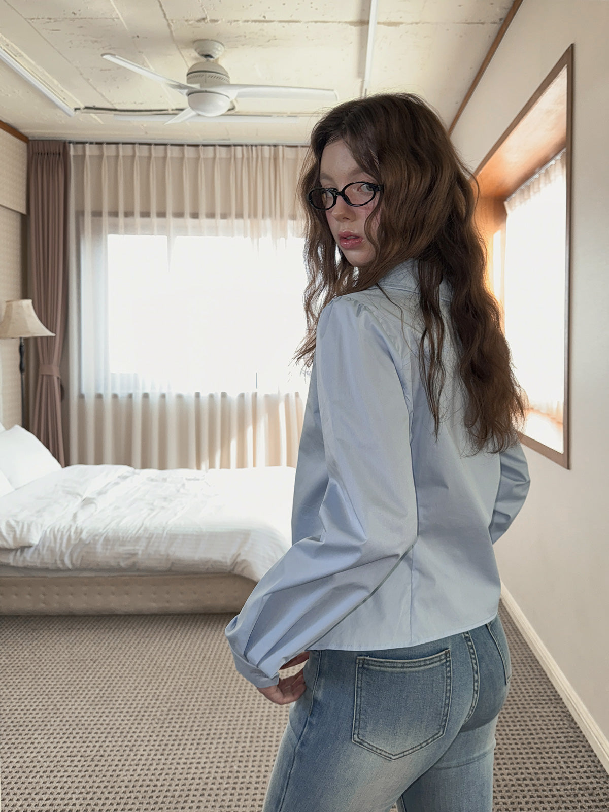 [TWEE] Kisha Vintage Washed Bootcut Denim Pants