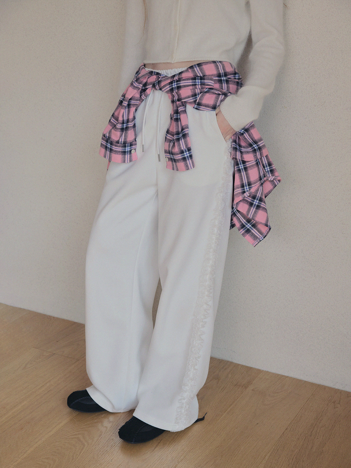 [TWEE] Polsen Lace Track Banding Long Pants