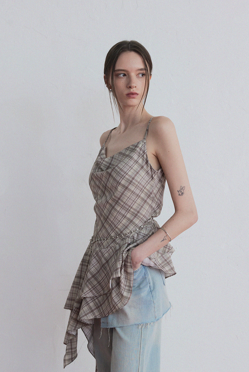 [TWEE] [GROWHIDE] Tup gerafftes kariertes asymmetrisches Kleid