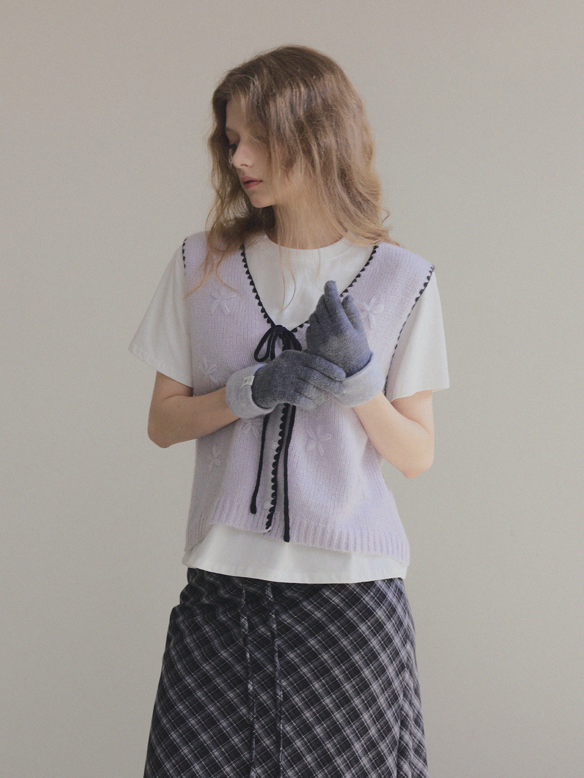 【TWEE】Pfund Color-Block Strap Flower Knit Vest