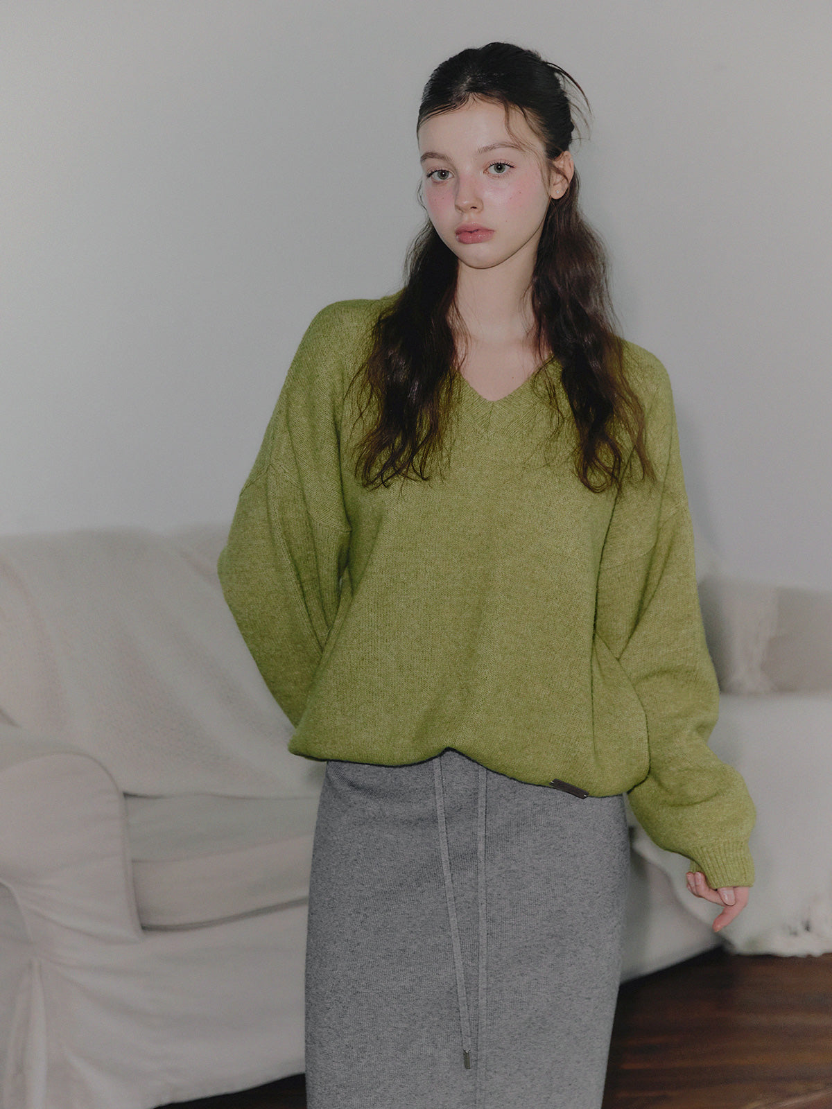 [TWEE] Lennon V-Neck Balloon Sleeve Loose Knit