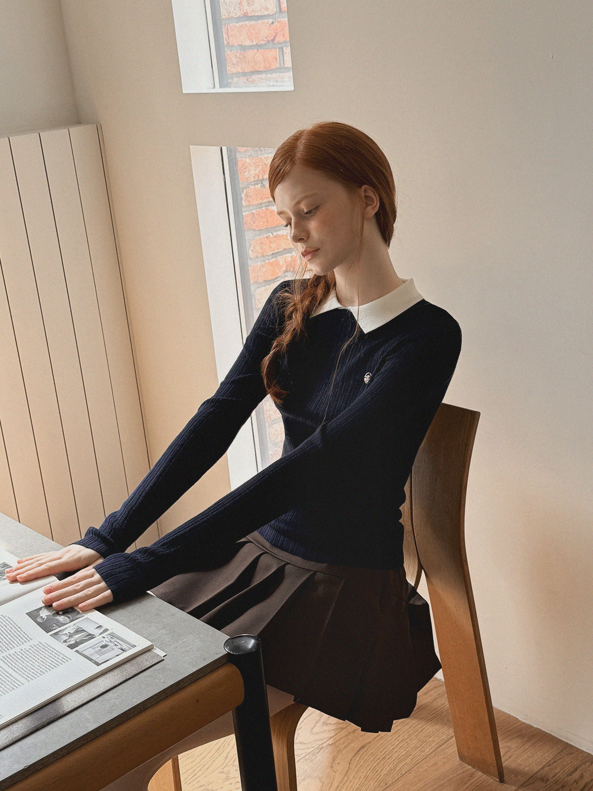 [TWEE] Rimet Contrast Collar Long Sleeve Knit