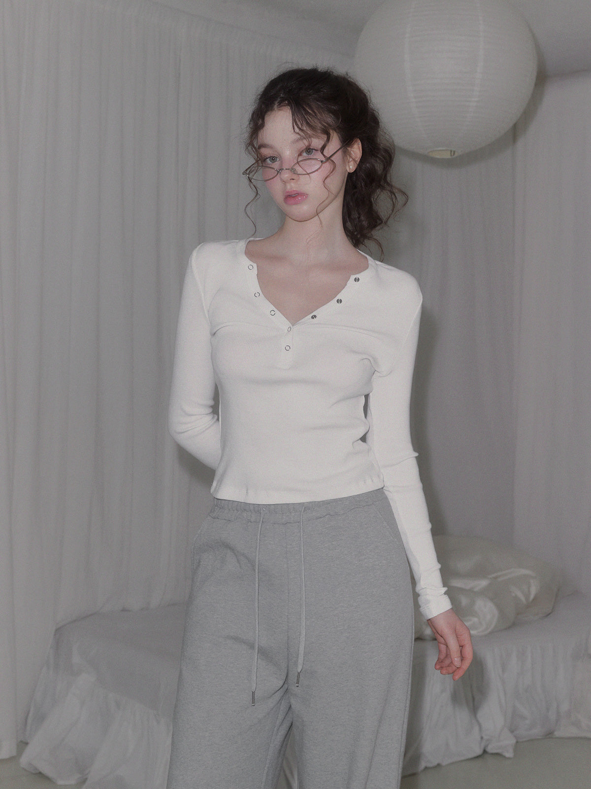 [TWEE] Etem Snap Button Long Sleeve Tee