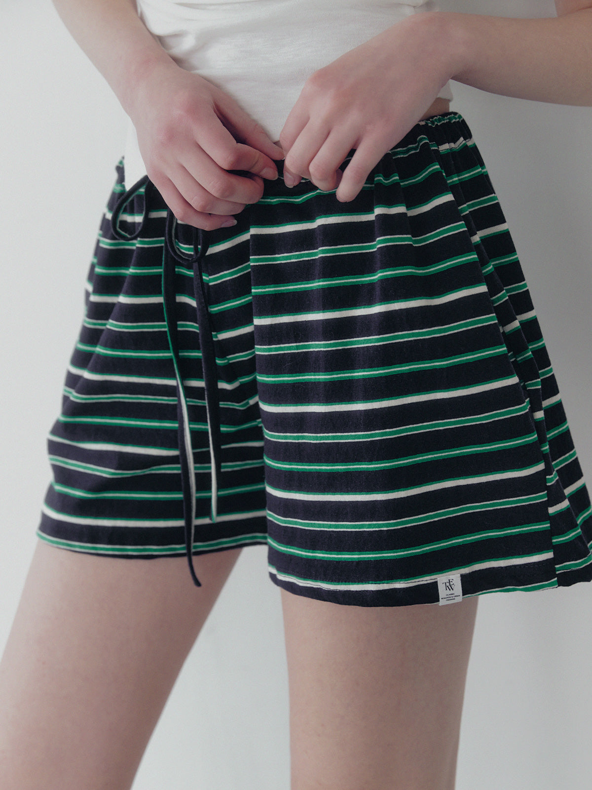 [TWEE] Caron stripe banding short pants
