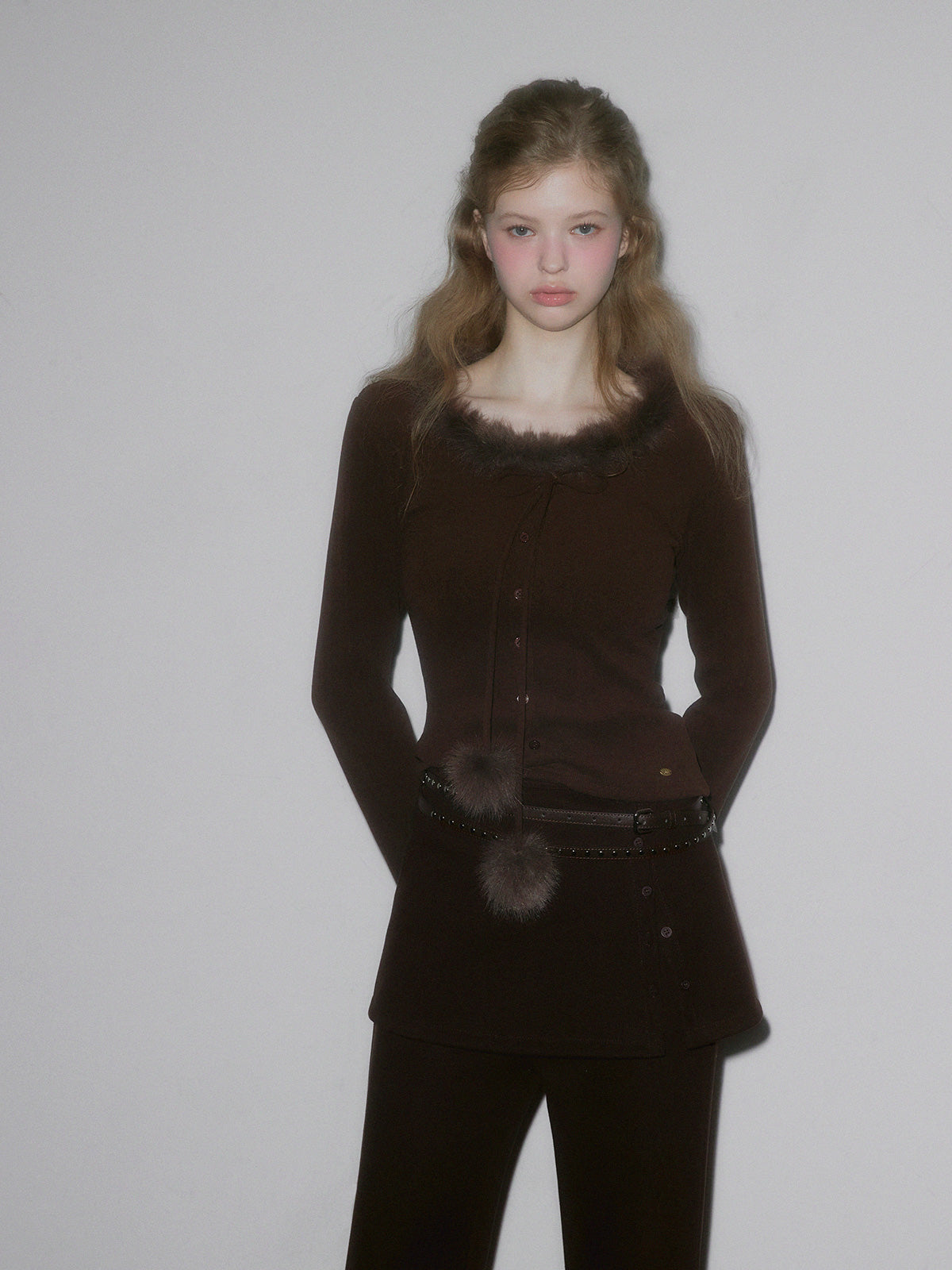 [TWEE] Vinz Fur Pom Long-Sleeve Tee