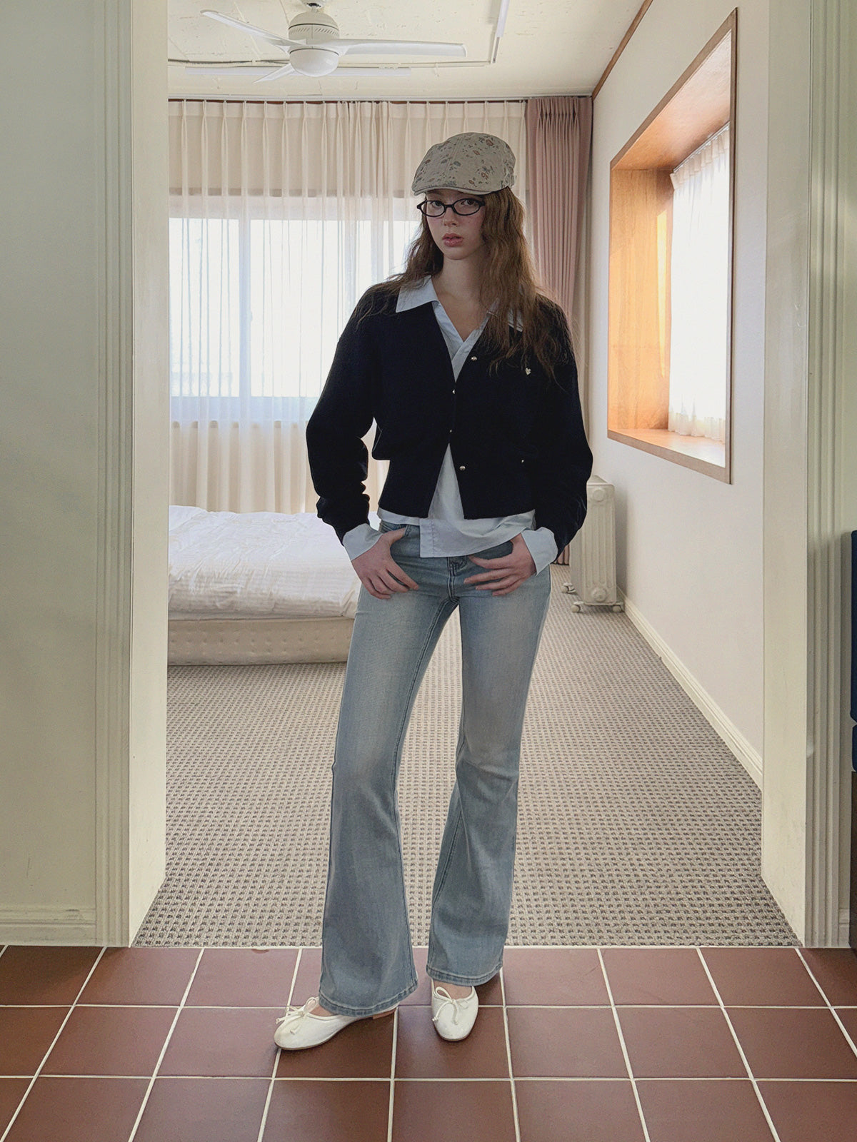 [TWEE] Kisha Vintage Washed Bootcut Denim Pants